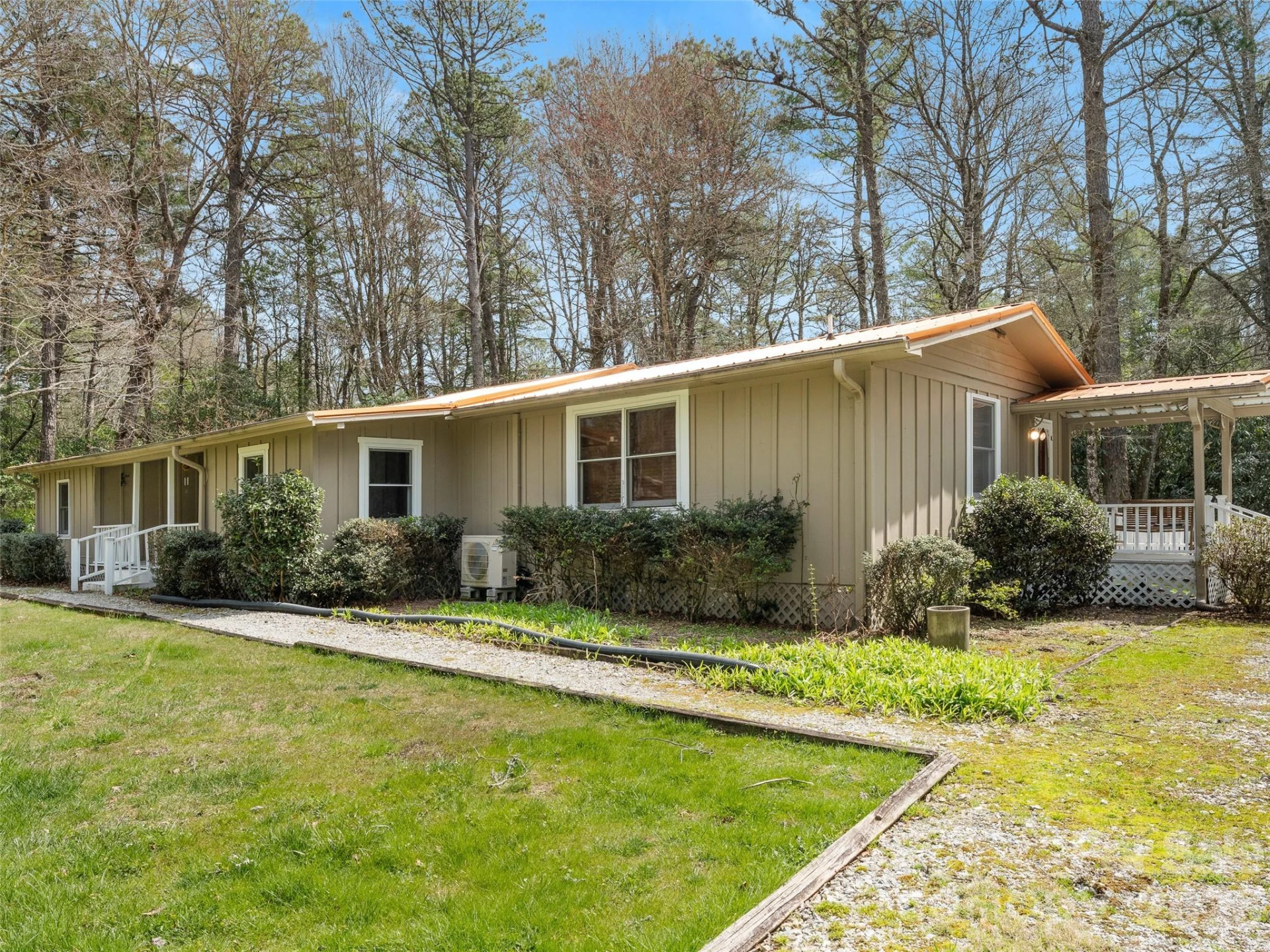 18 Holly Springs Drive - Photo 3