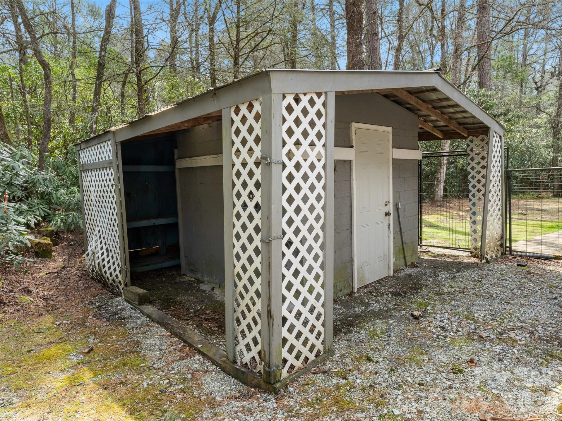 18 Holly Springs Drive - Photo 24