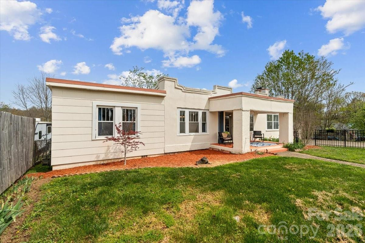 63 Washington Avenue - Photo 2