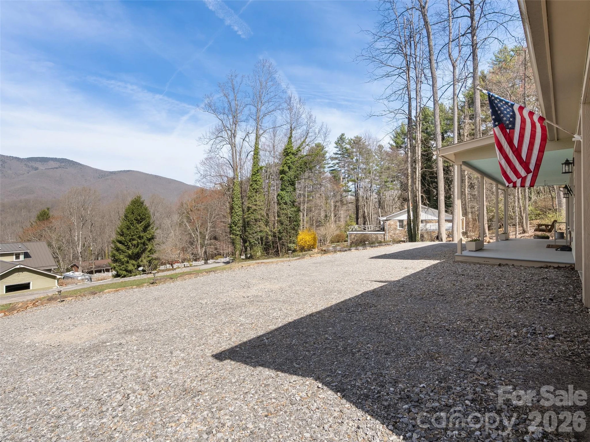 33 Freedom Drive - Photo 3
