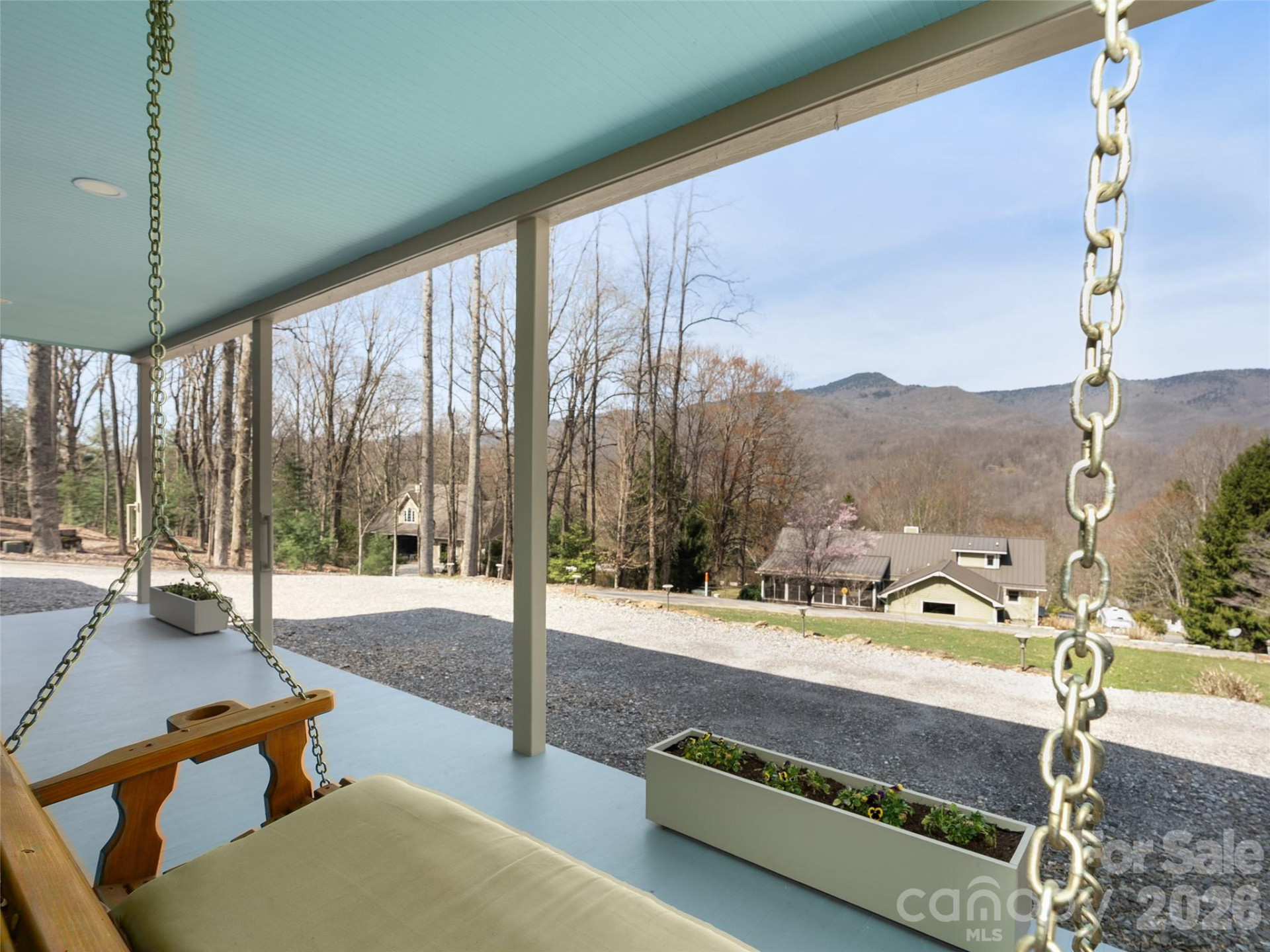 33 Freedom Drive - Photo 4