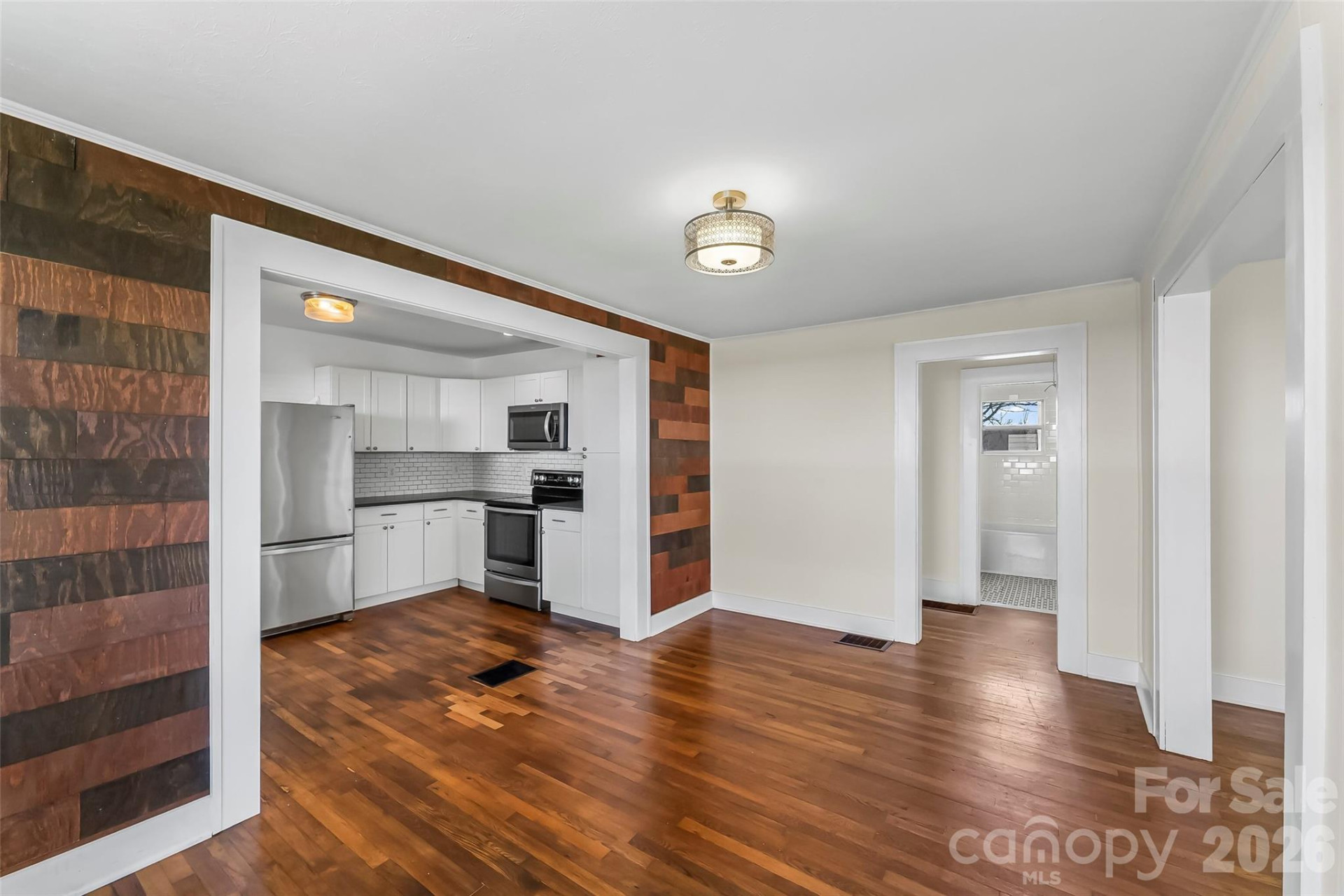 100 Bradley Street - Photo 4