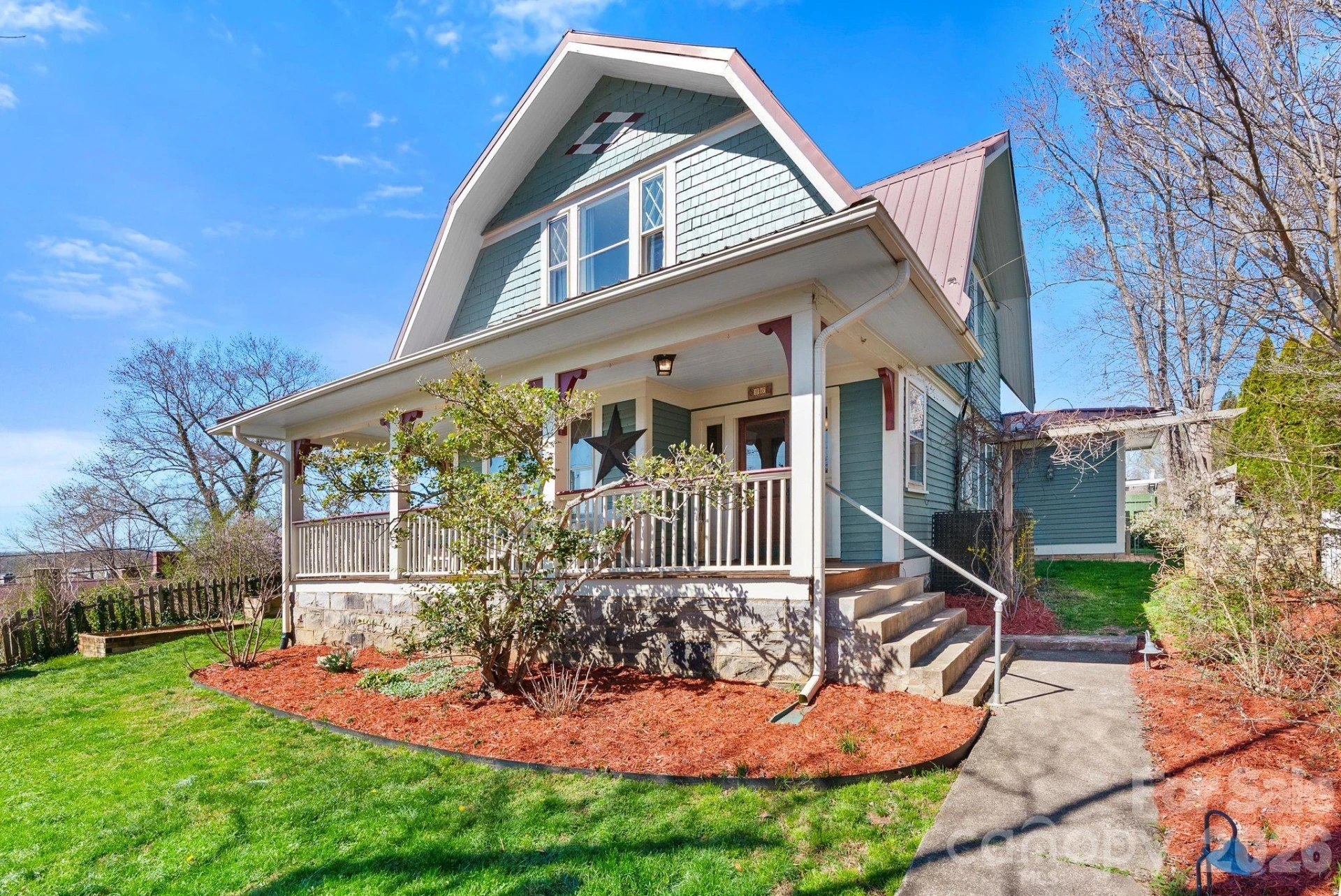 26 Chestnut Street - Photo 2