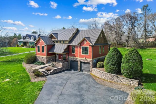 15 Carl Roberts Road