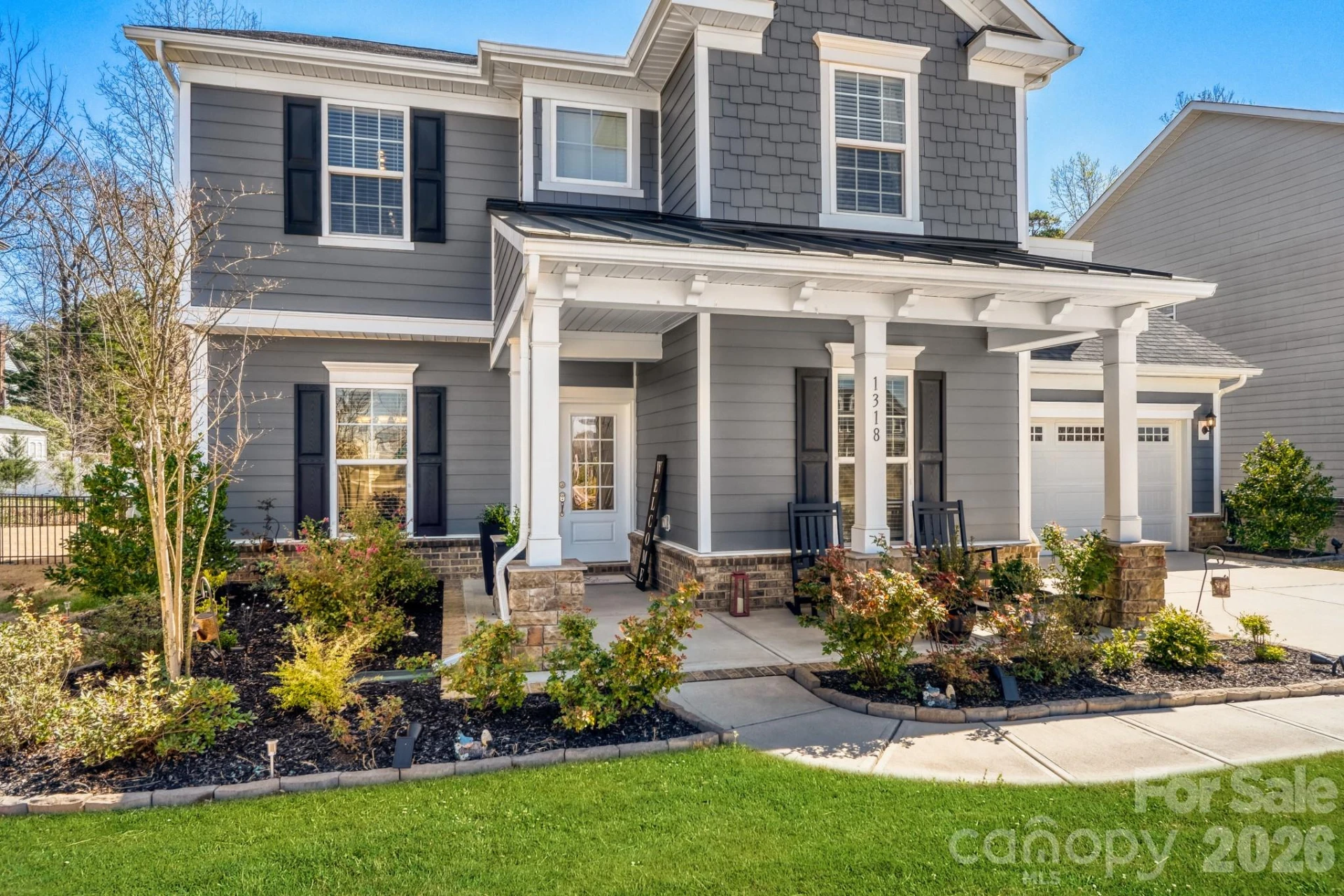 1318 Poppy Way - Photo 2