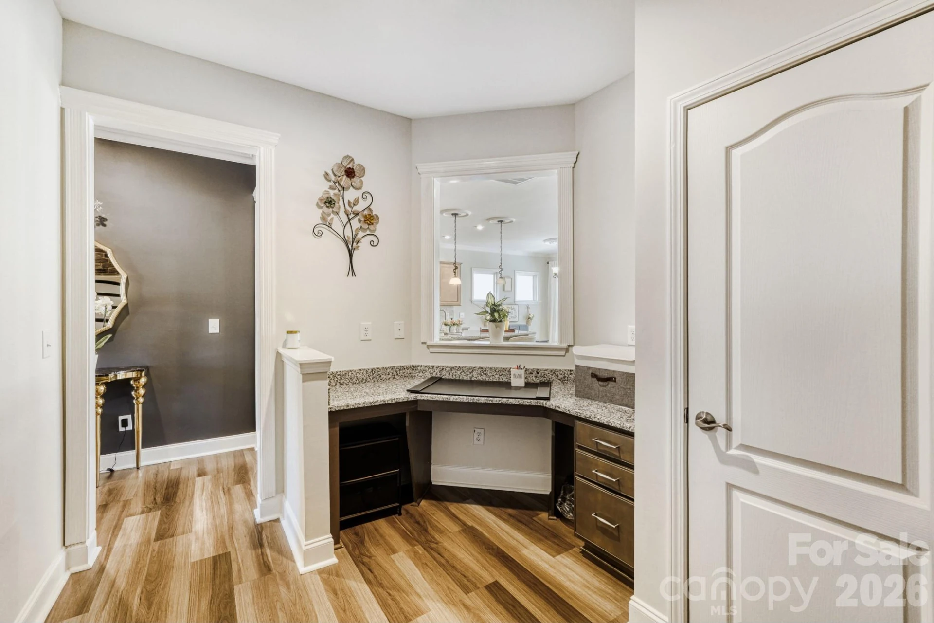 1318 Poppy Way - Photo 14
