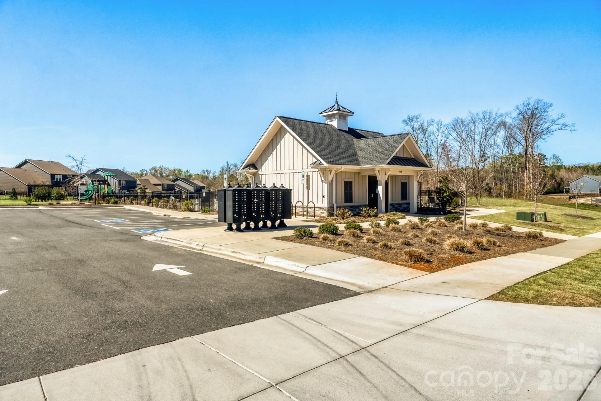 1318 Poppy Way - Photo 32