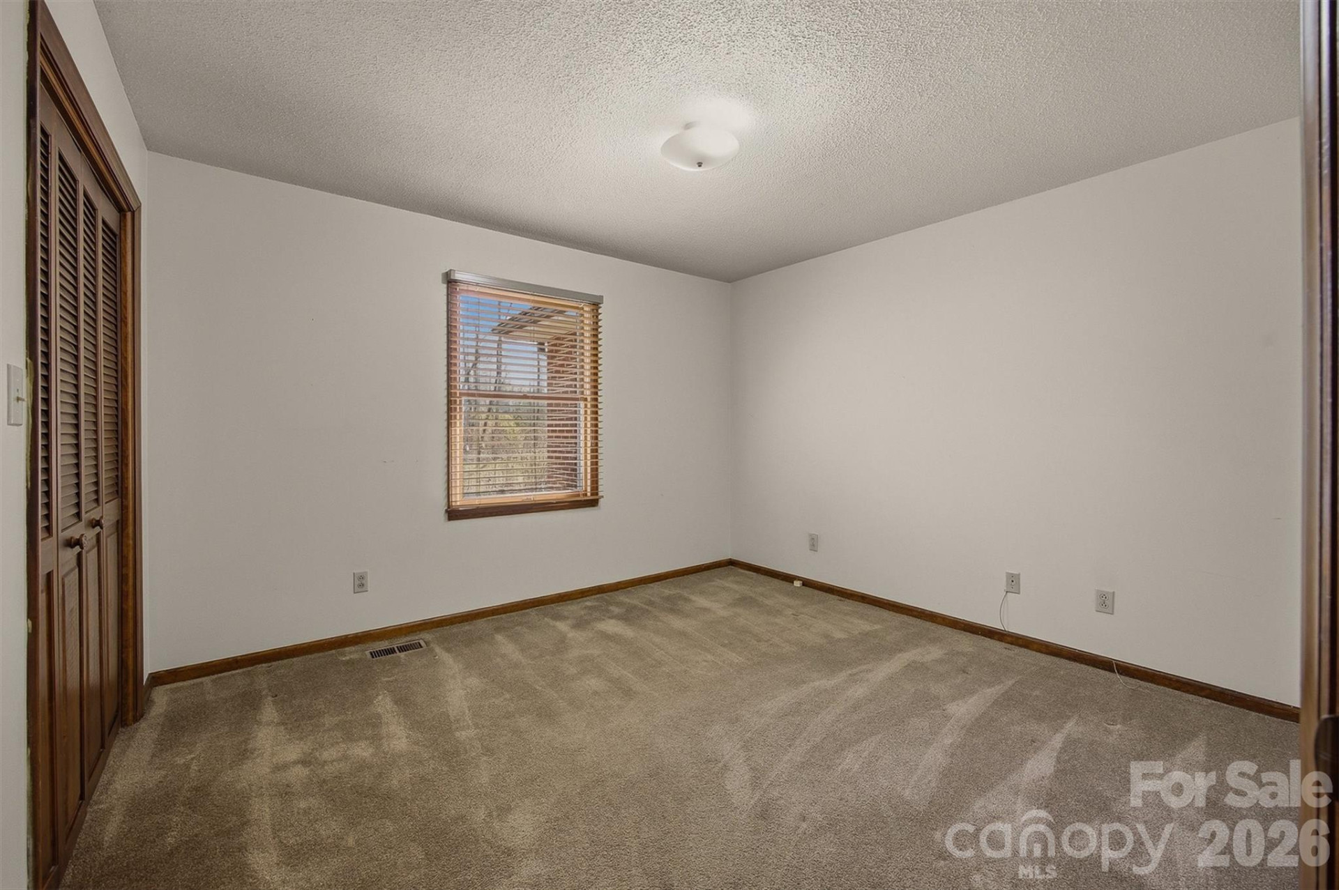 203 Heritage Lane - Photo 18