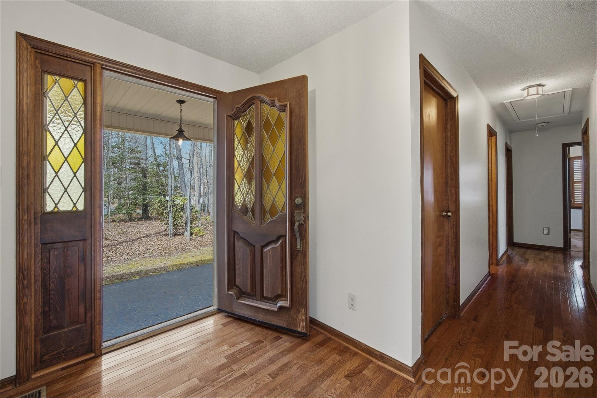 203 Heritage Lane - Photo 4