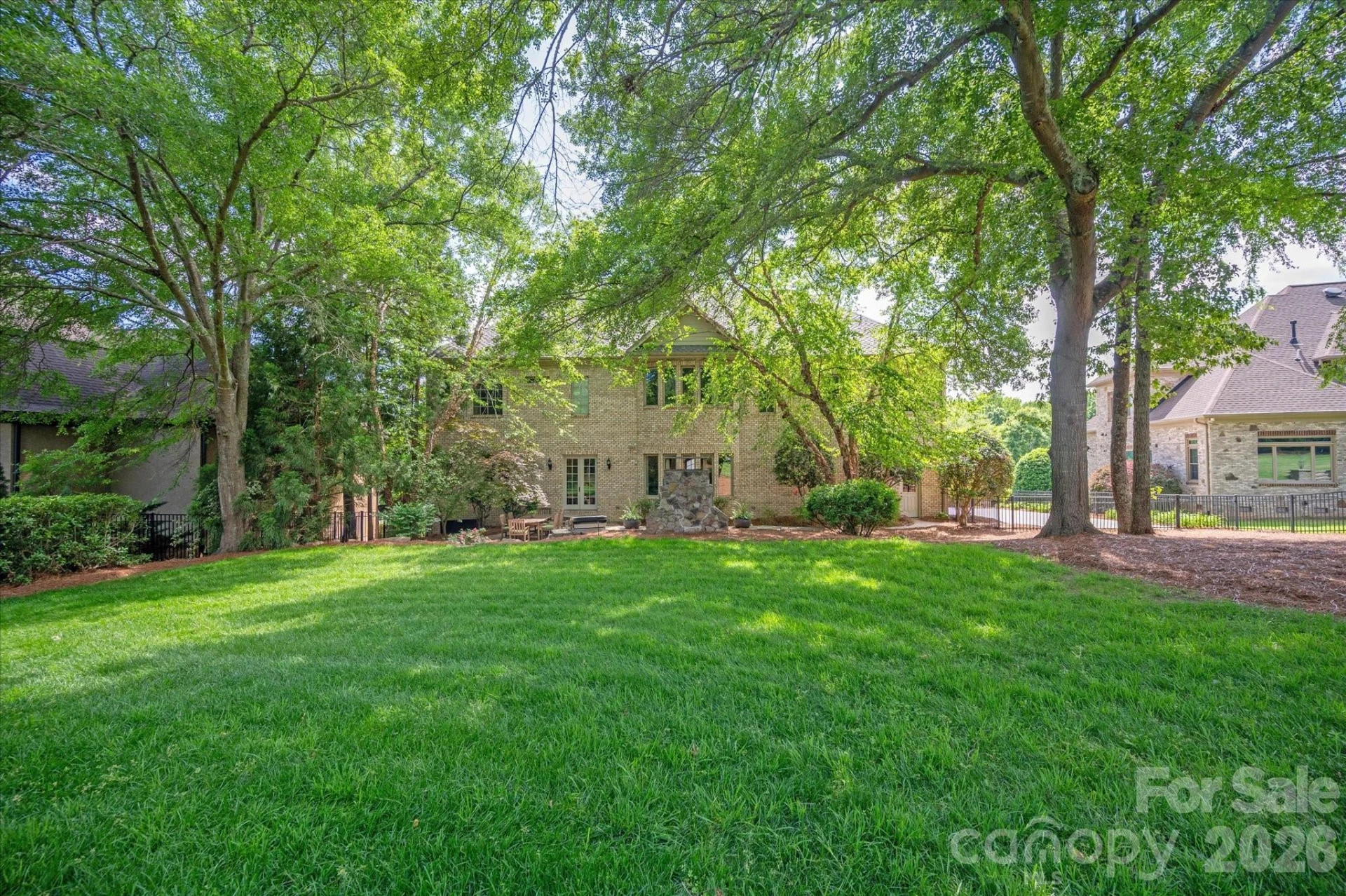 1629 Lookout Circle - Photo 41