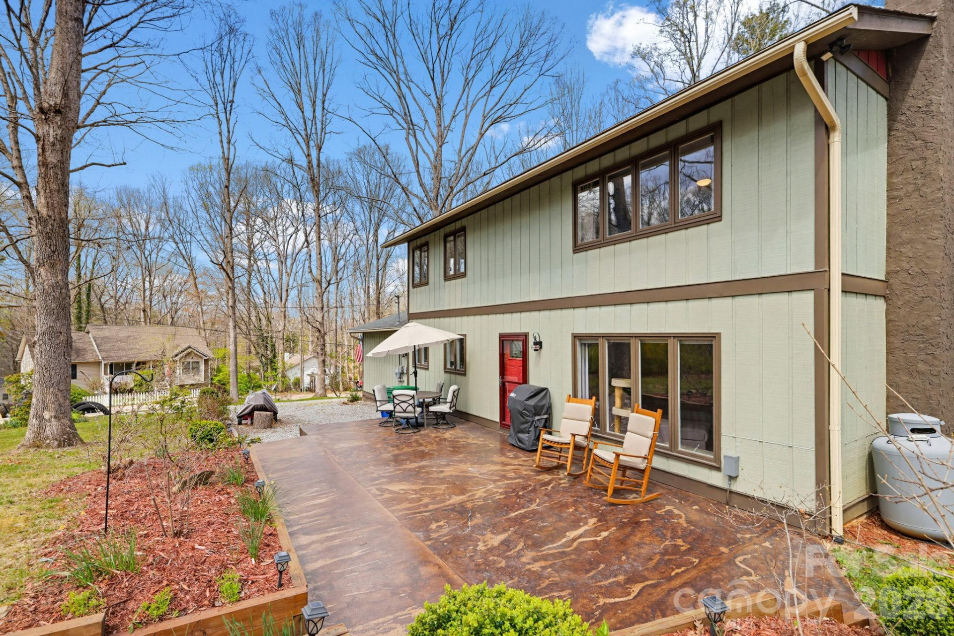 27 Spring Hill Circle - Photo 2