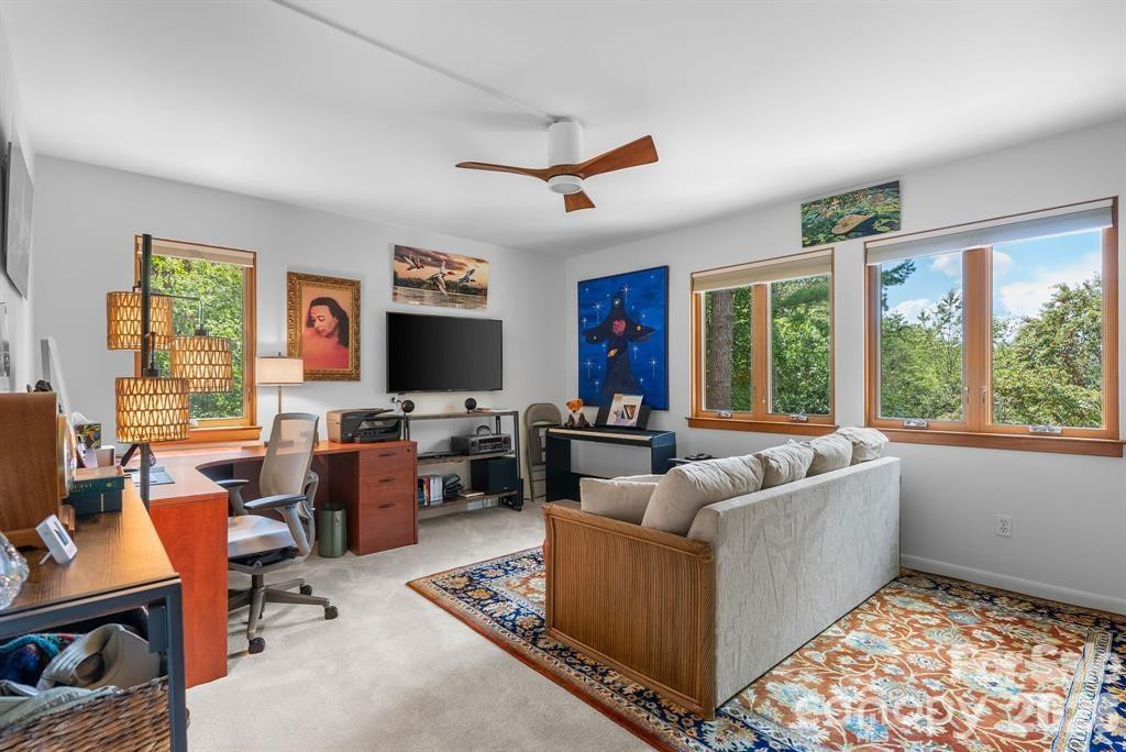 13 Kent Place - Photo 42
