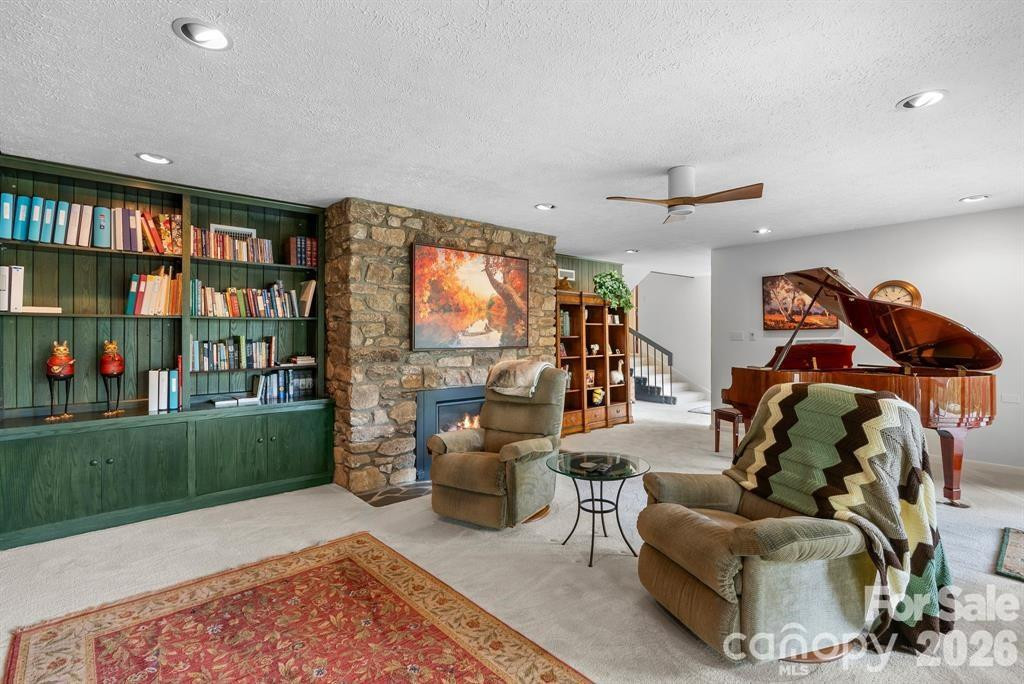 13 Kent Place - Photo 45