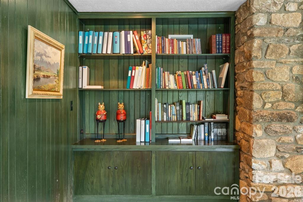 13 Kent Place - Photo 47