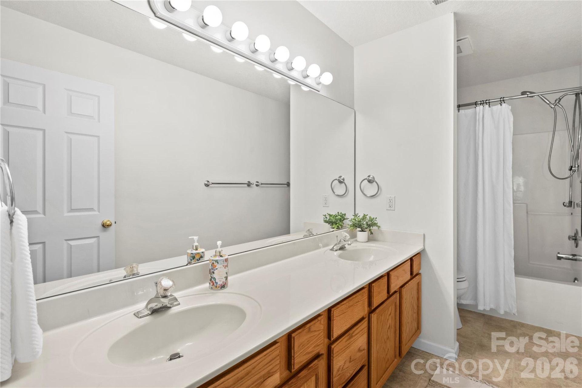 206 Waters Edge Drive - Photo 13