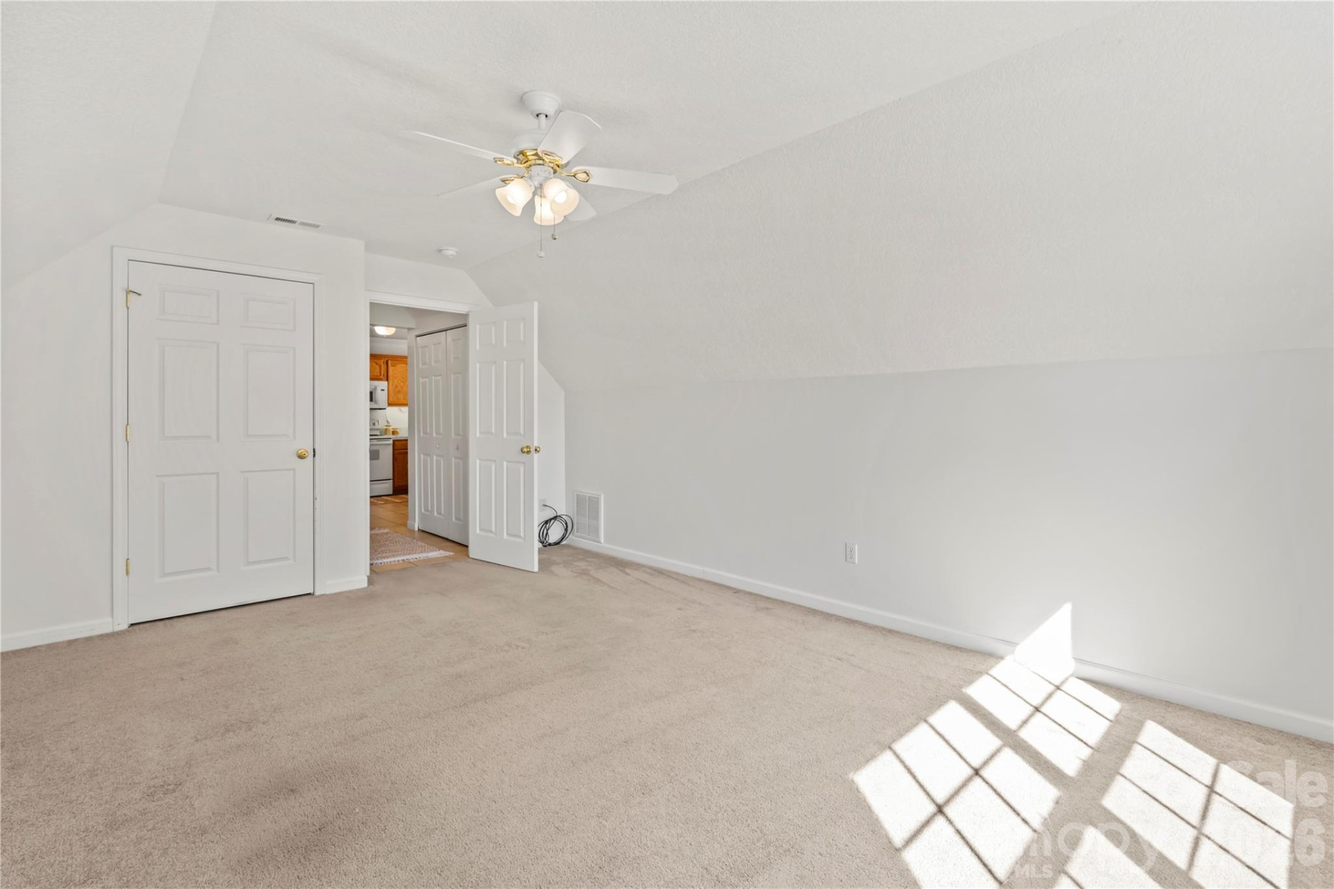 206 Waters Edge Drive - Photo 18