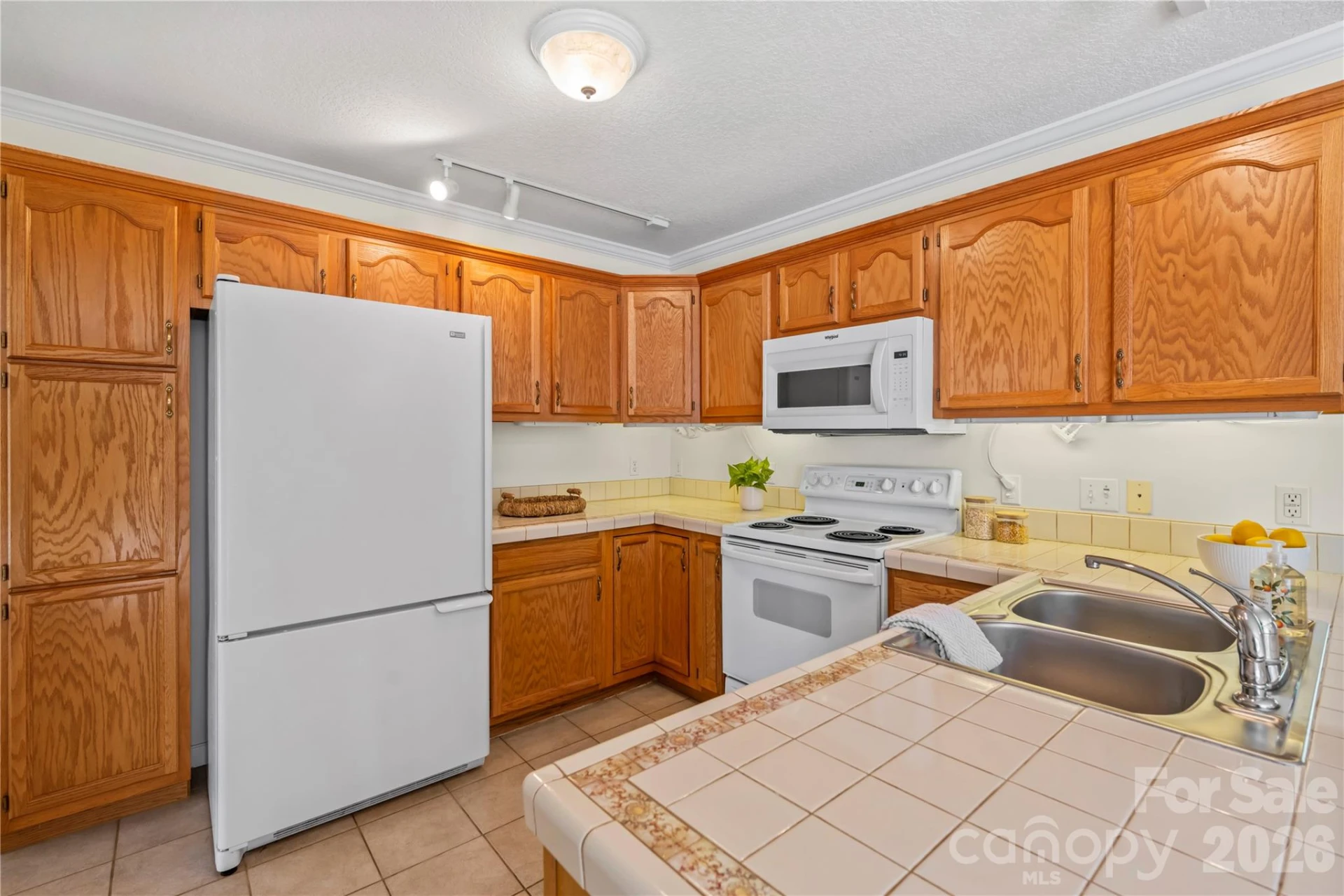 206 Waters Edge Drive - Photo 9