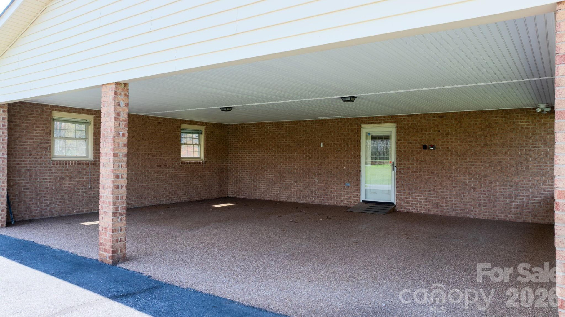 5515 Chestnut Drive - Photo 5