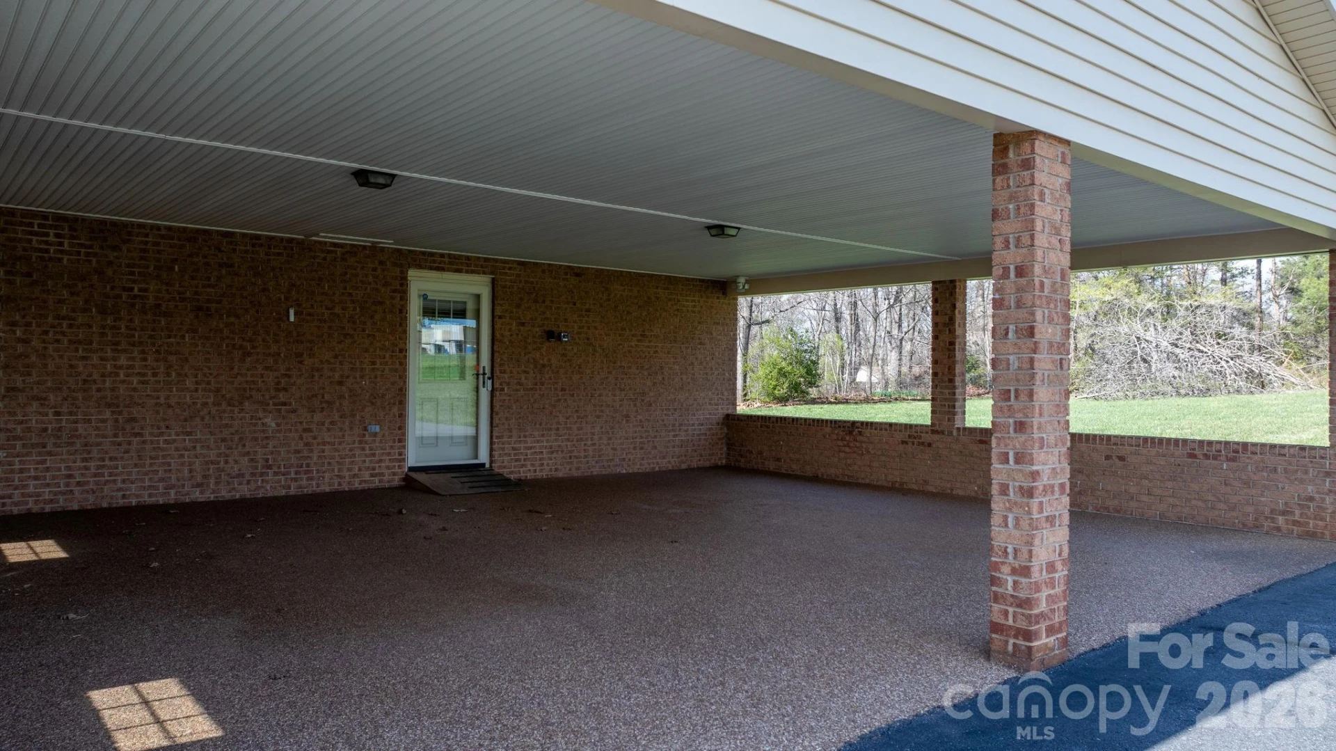 5515 Chestnut Drive - Photo 6