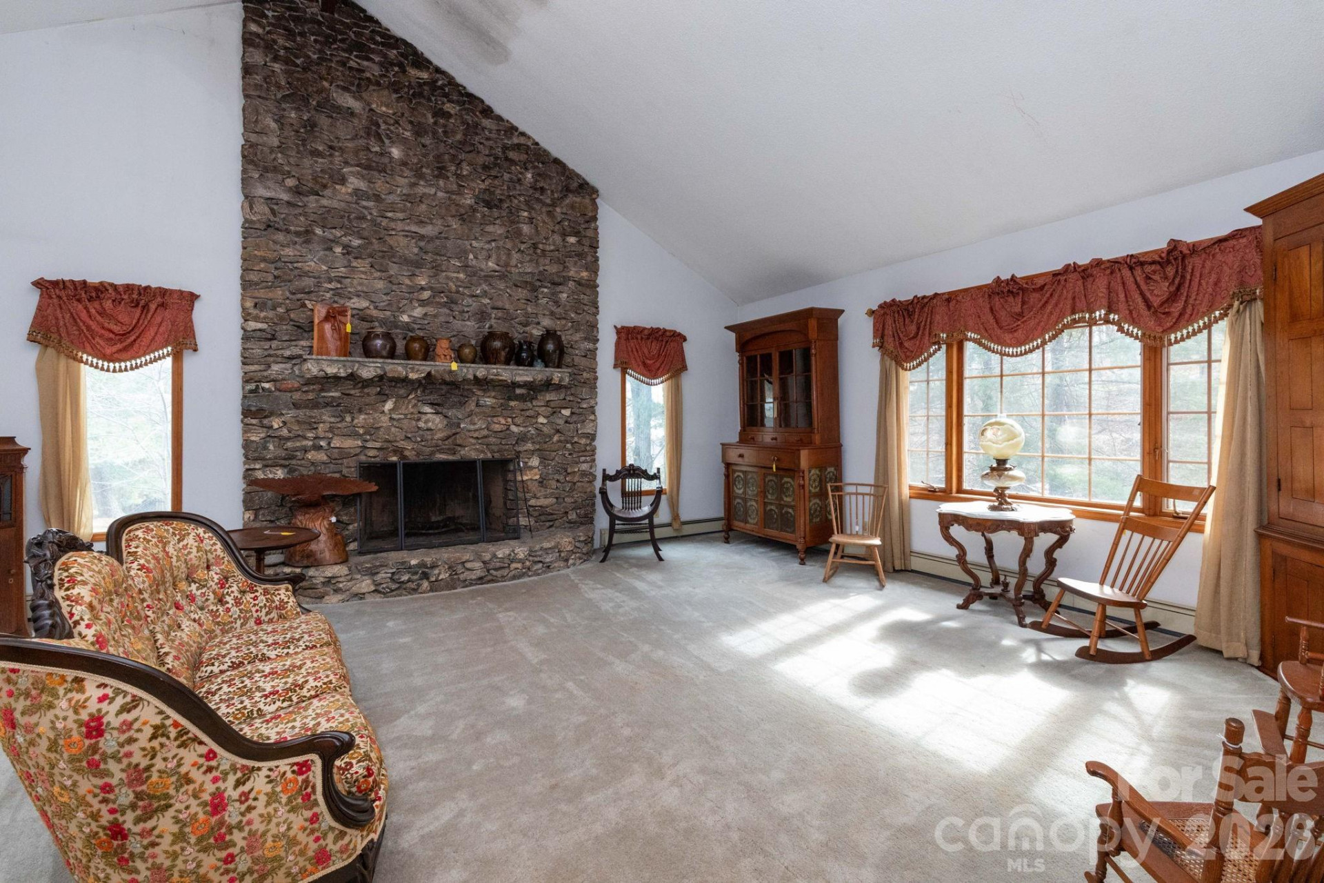 586 Justice Ridge Road - Photo 7