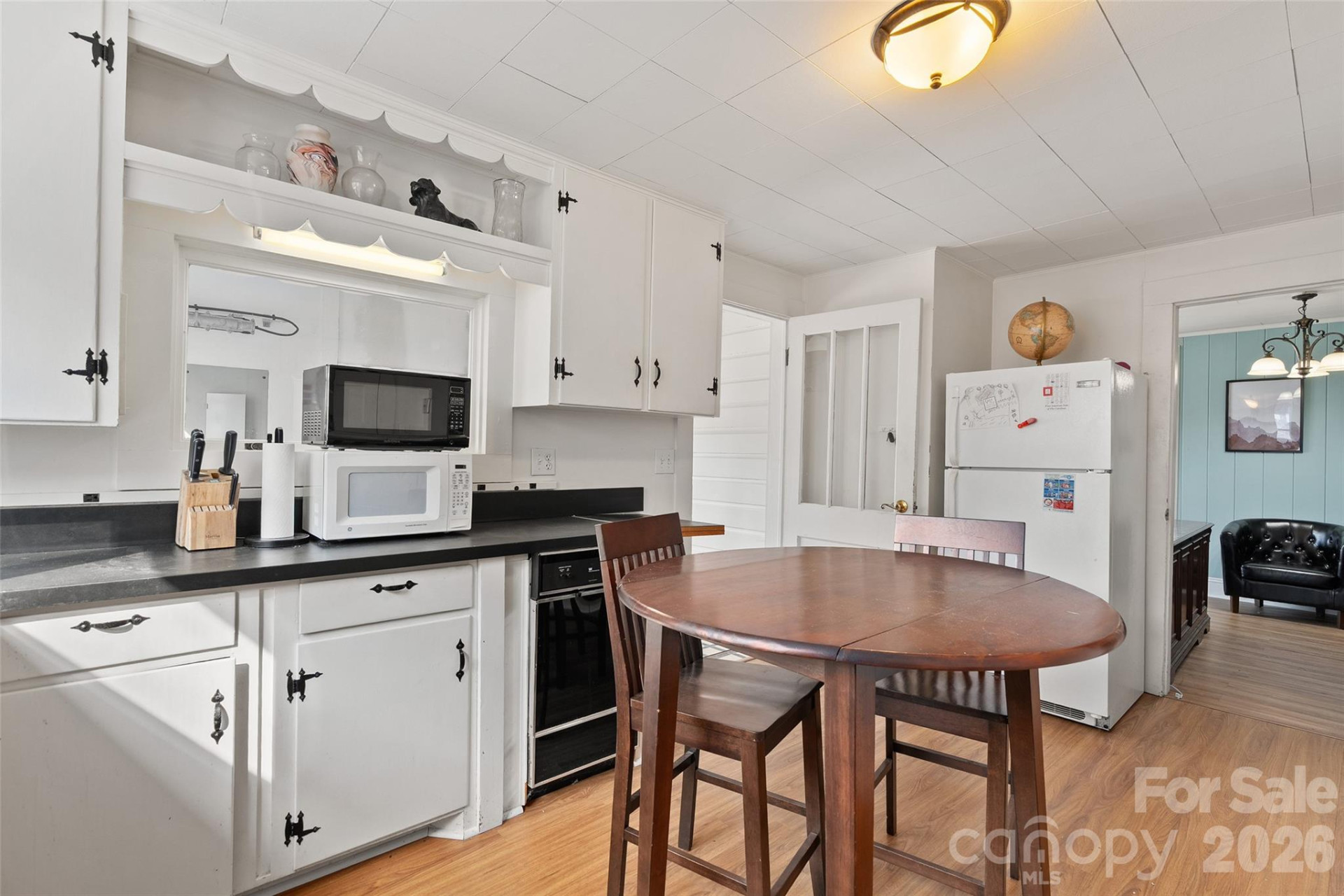 89 Walnut Street - Photo 12