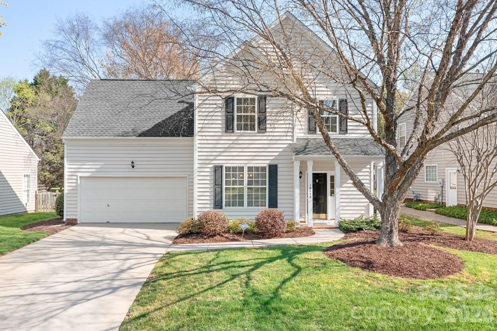 10115 Glencrest Drive - Photo 2