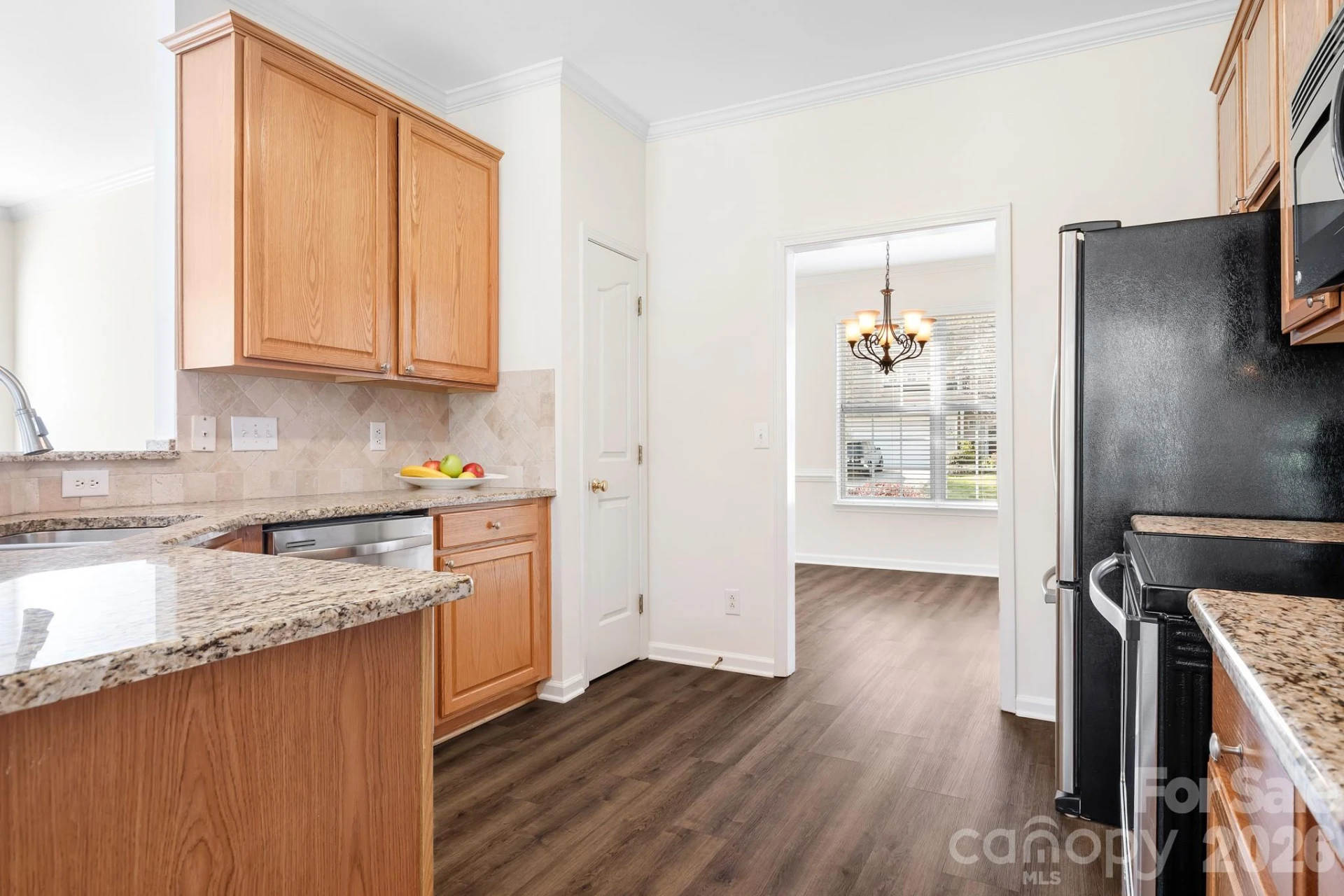 10115 Glencrest Drive - Photo 16