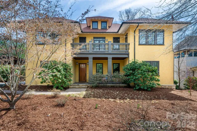 236 Racquet Club Road