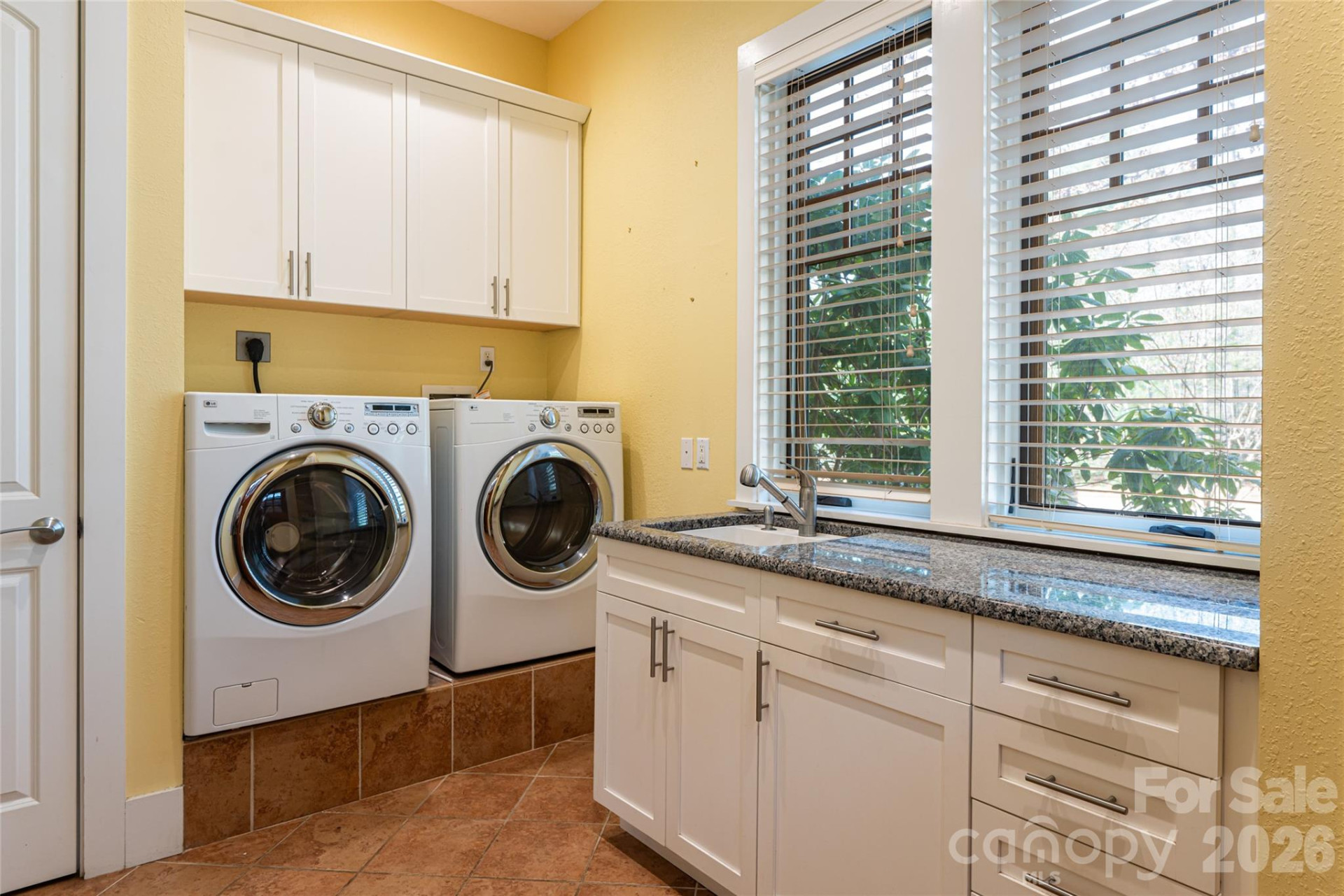 236 Racquet Club Road - Photo 37