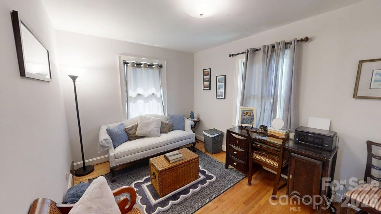 719 Oakland Street - Photo 14