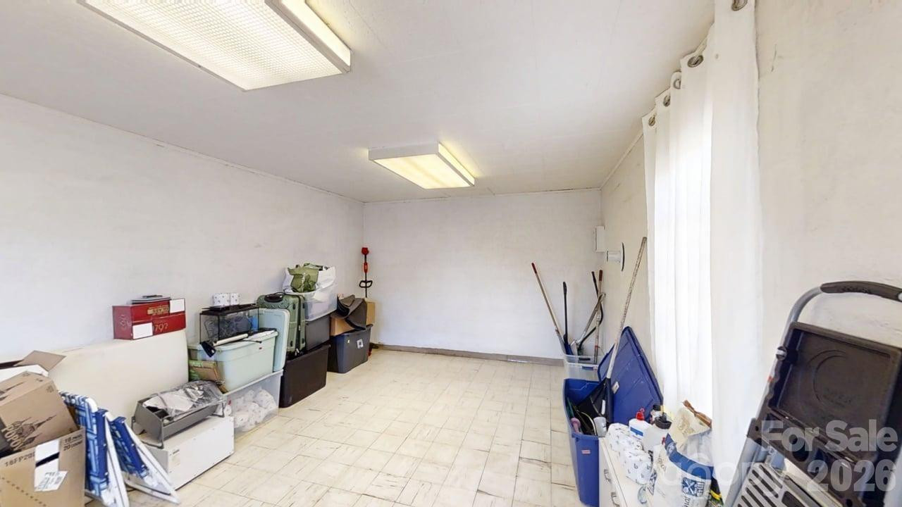 719 Oakland Street - Photo 33