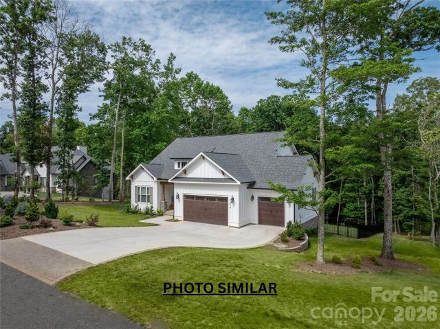 227 Northview Drive, Hendersonville, NC, 28791