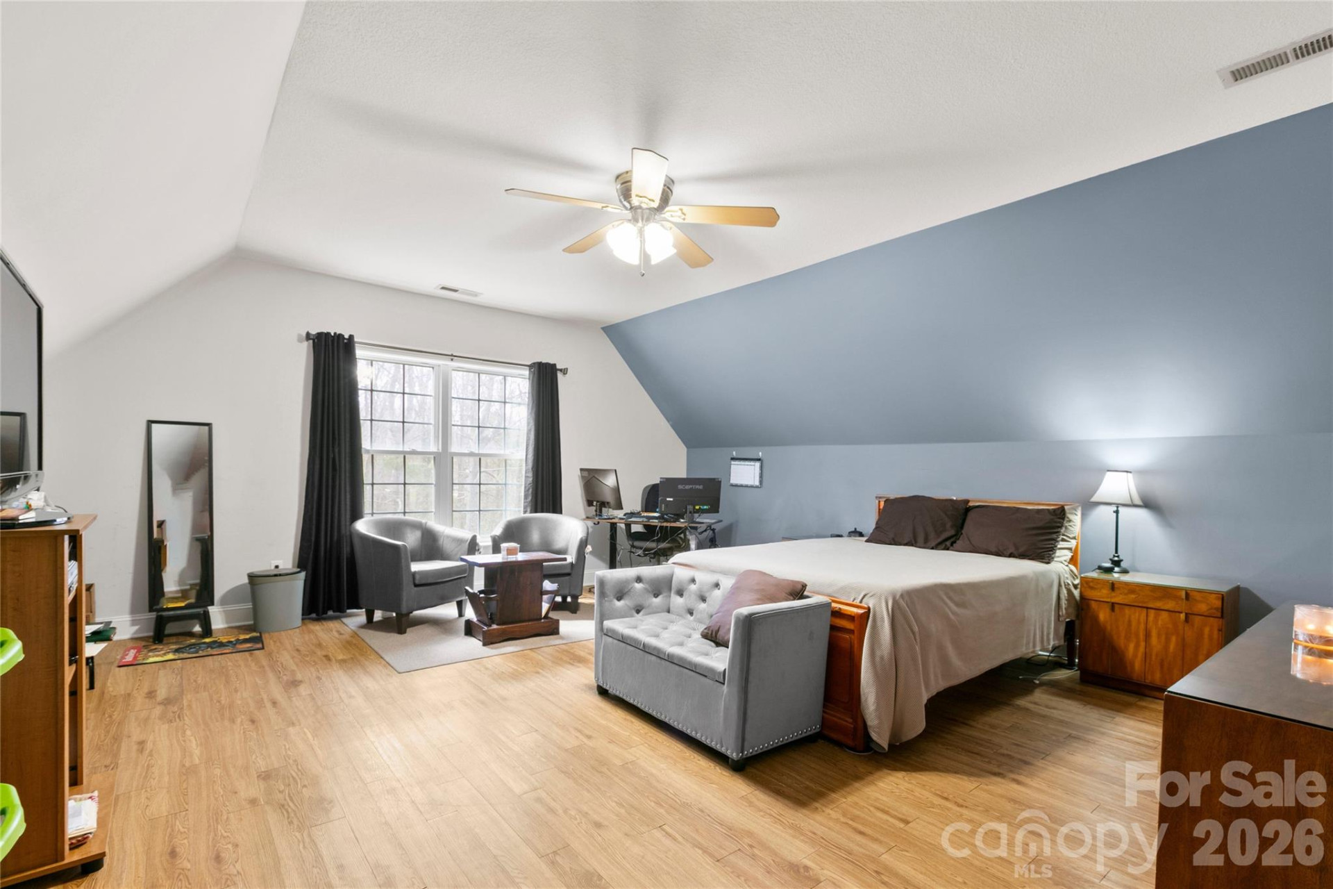 28 Chapel Park Road - Photo 3