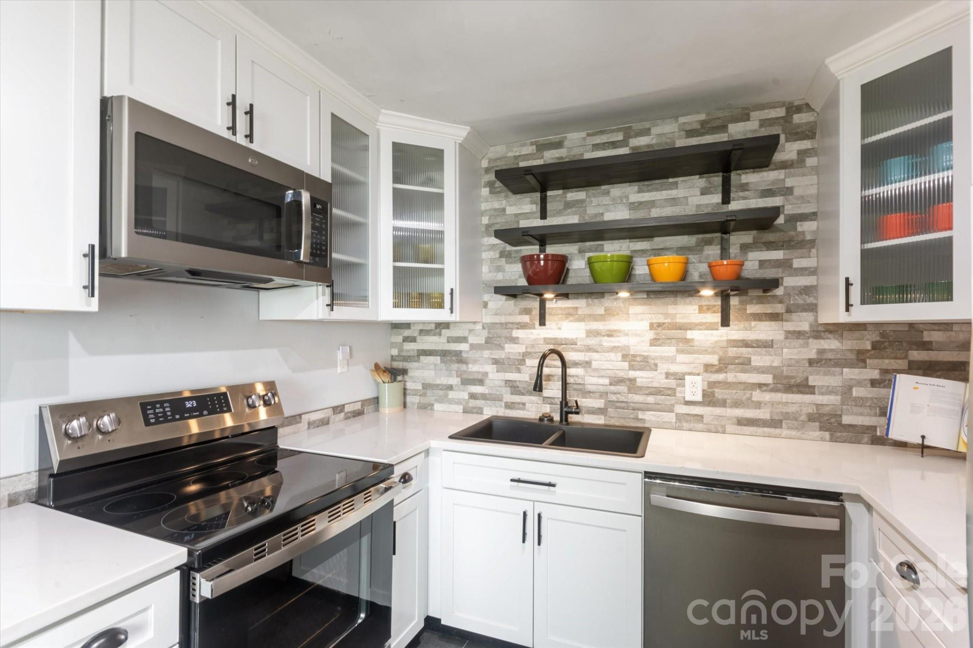 7 Wilshire Drive - Photo 8