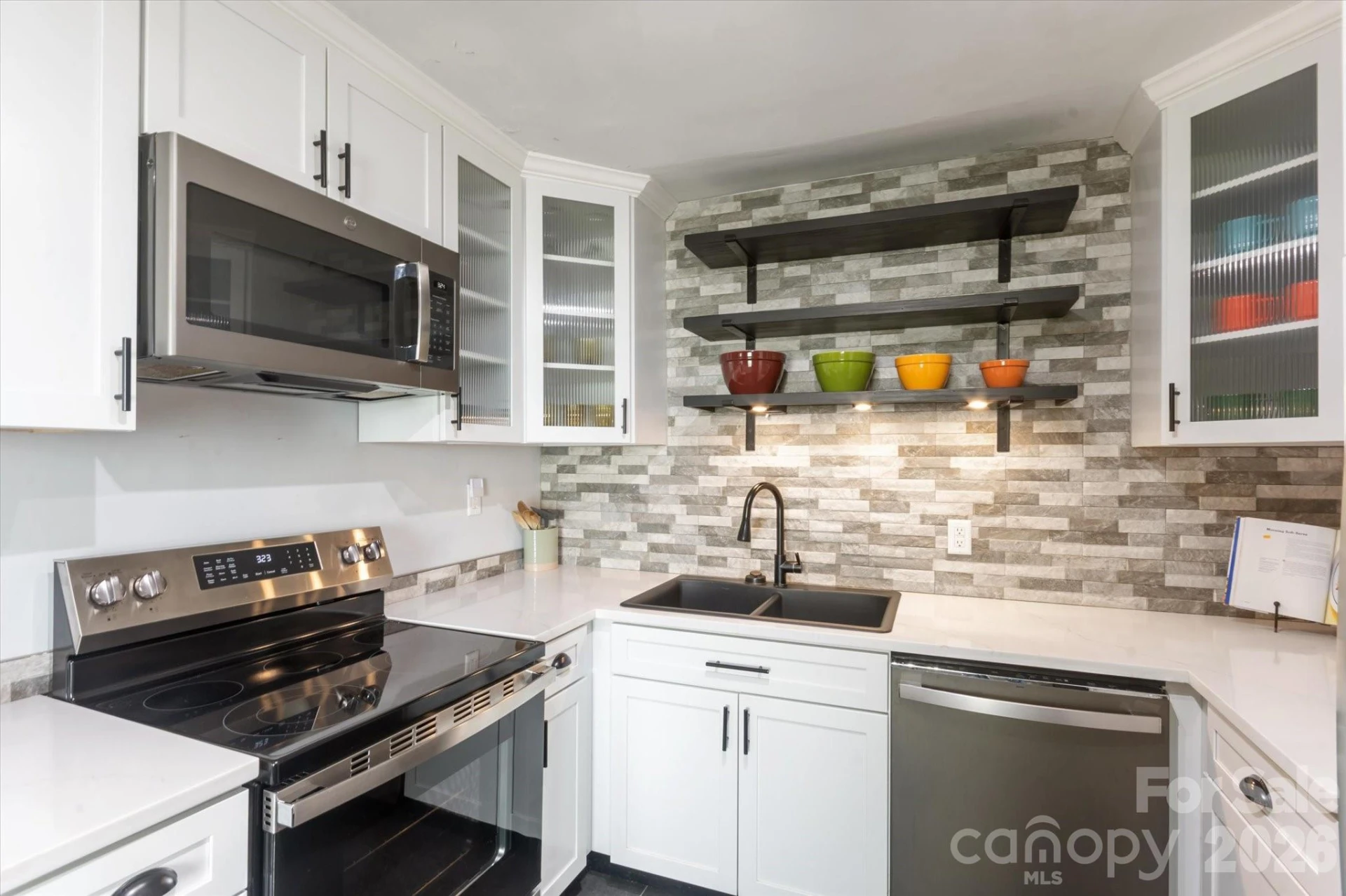 7 Wilshire Drive - Photo 8
