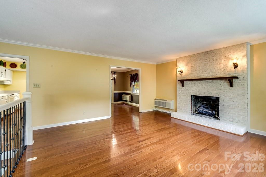 1168 North Country Club Drive - Photo 2