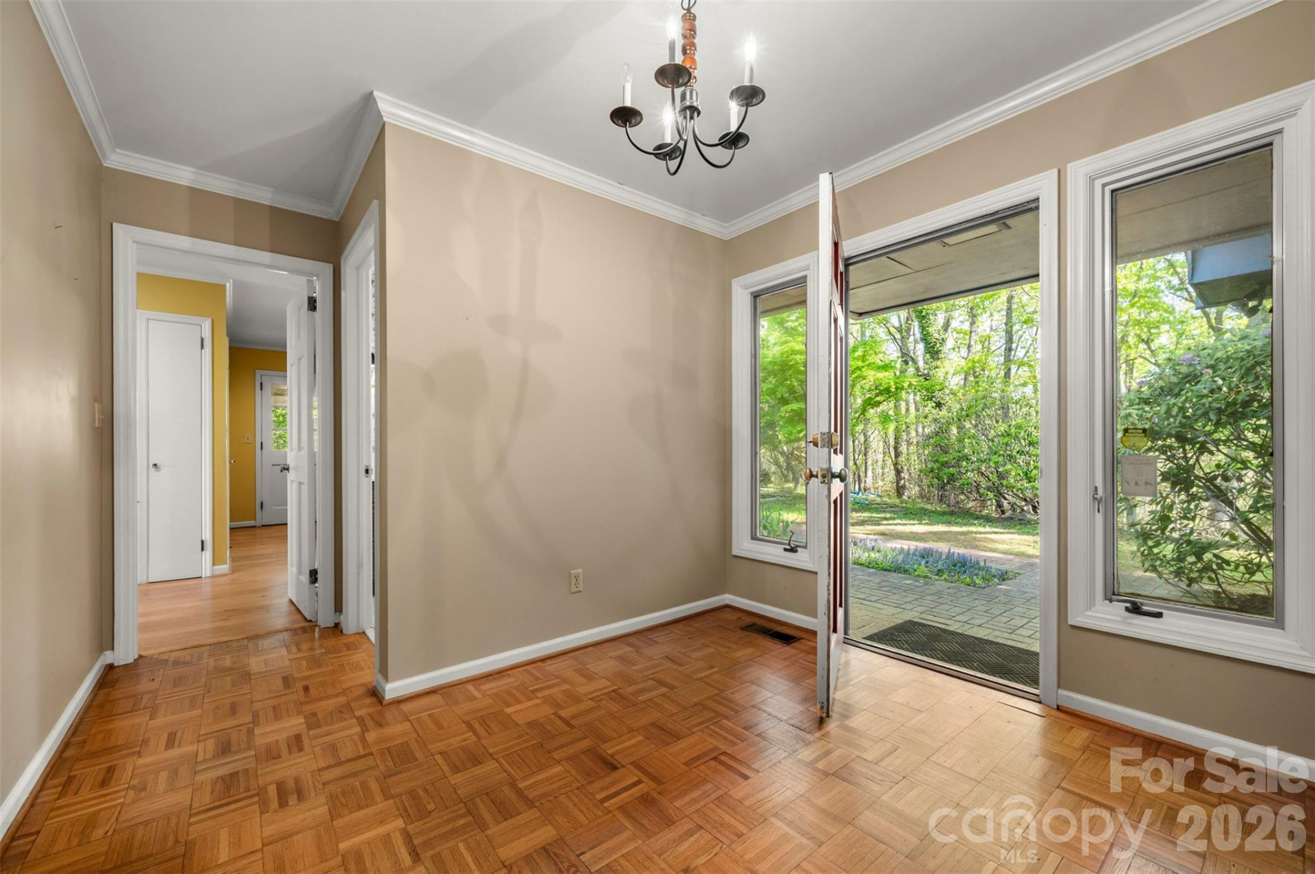 176 Fox Run Lane - Photo 4