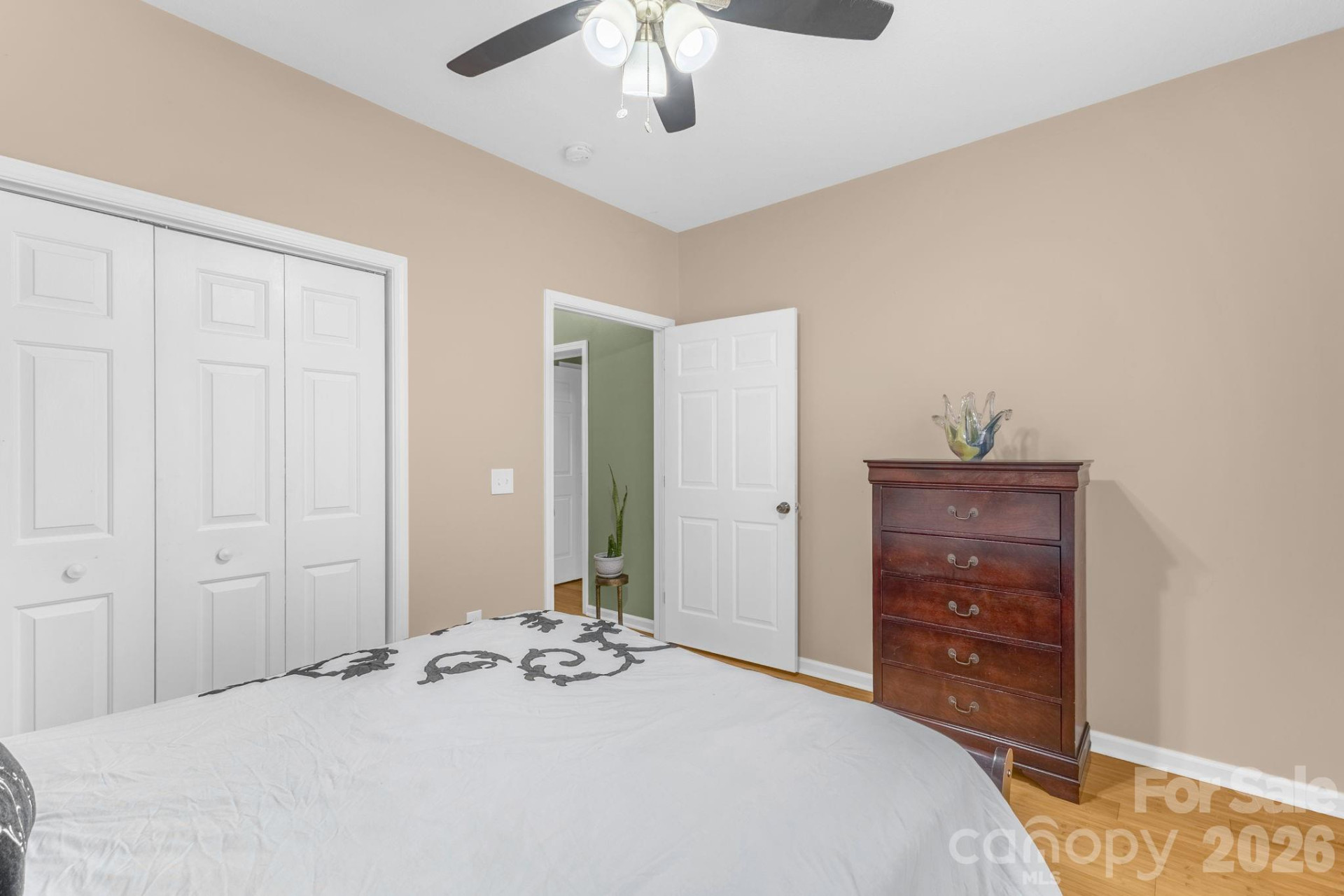 709 Villas Court - Photo 15