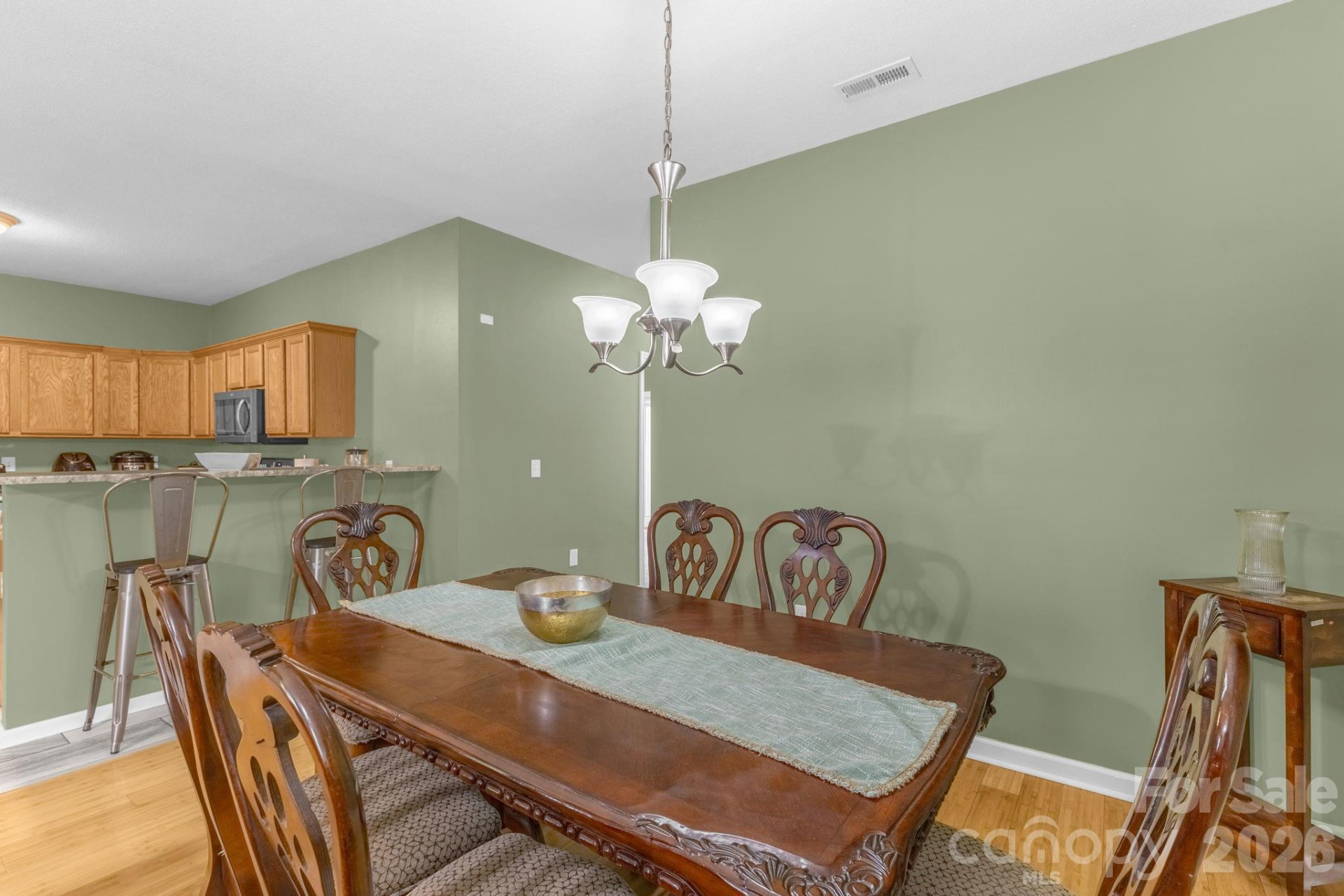 709 Villas Court - Photo 8