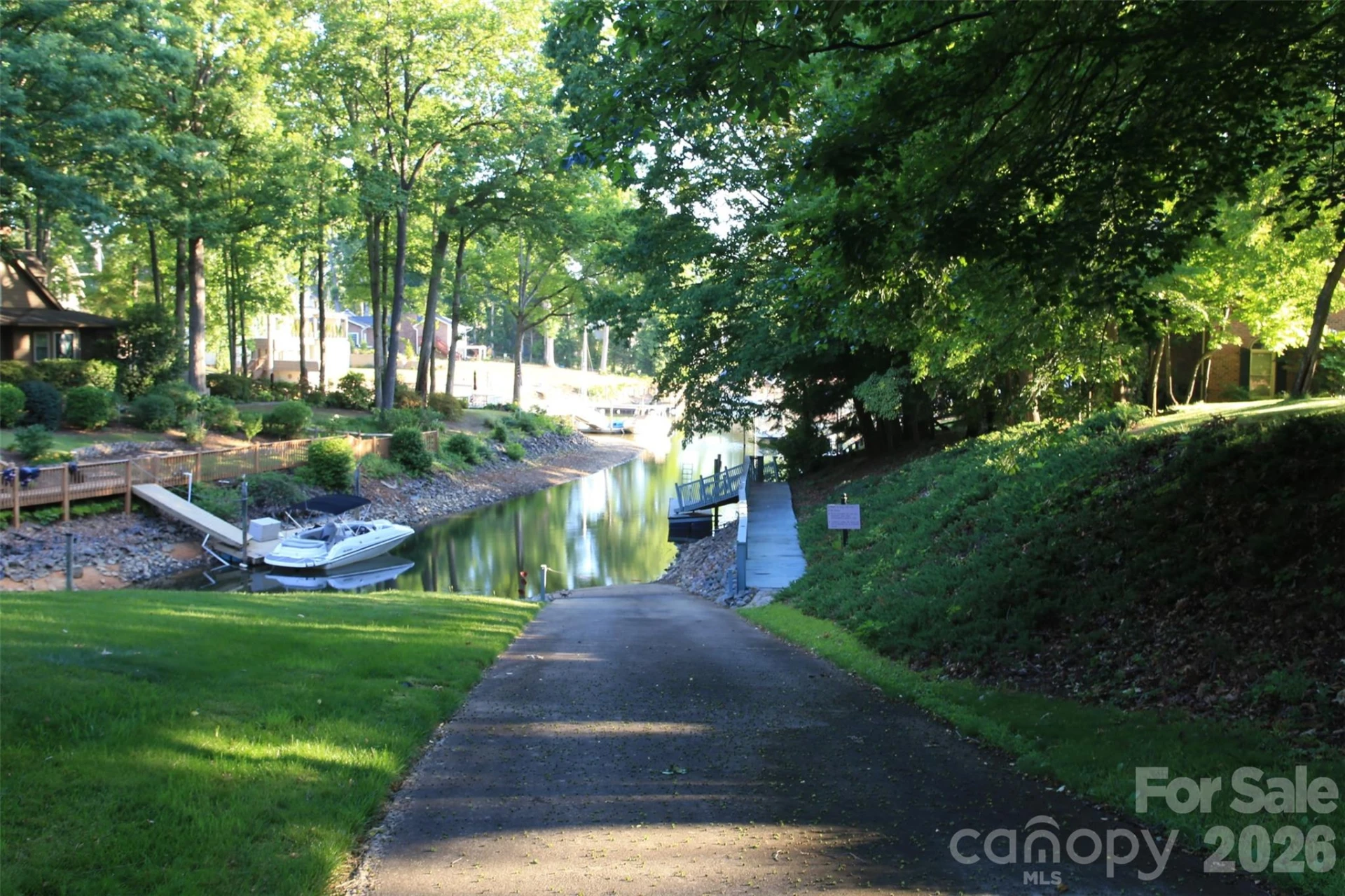 20011 Chapel Point Lane - Photo 47