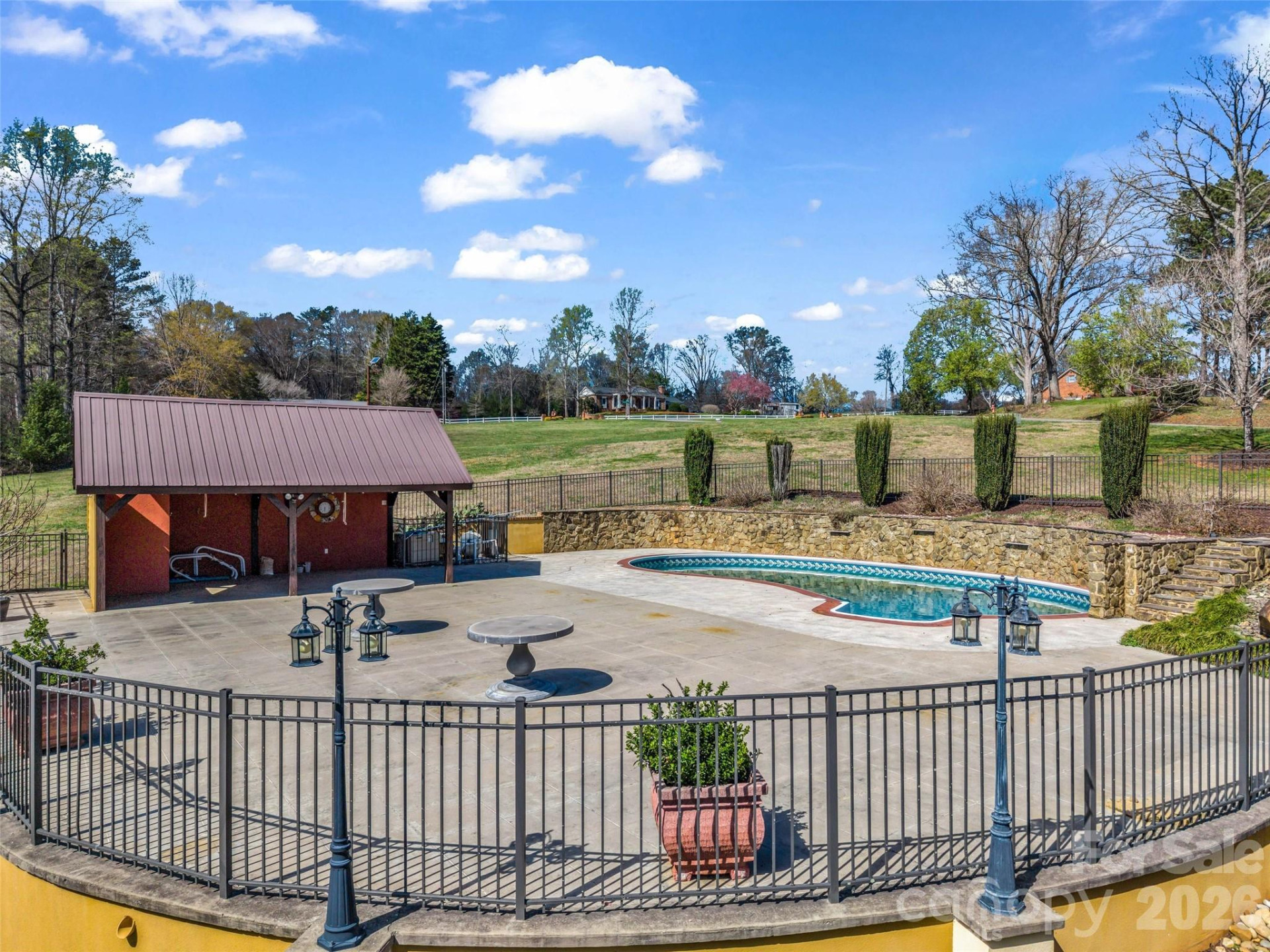 148 Fairway Drive - Photo 6