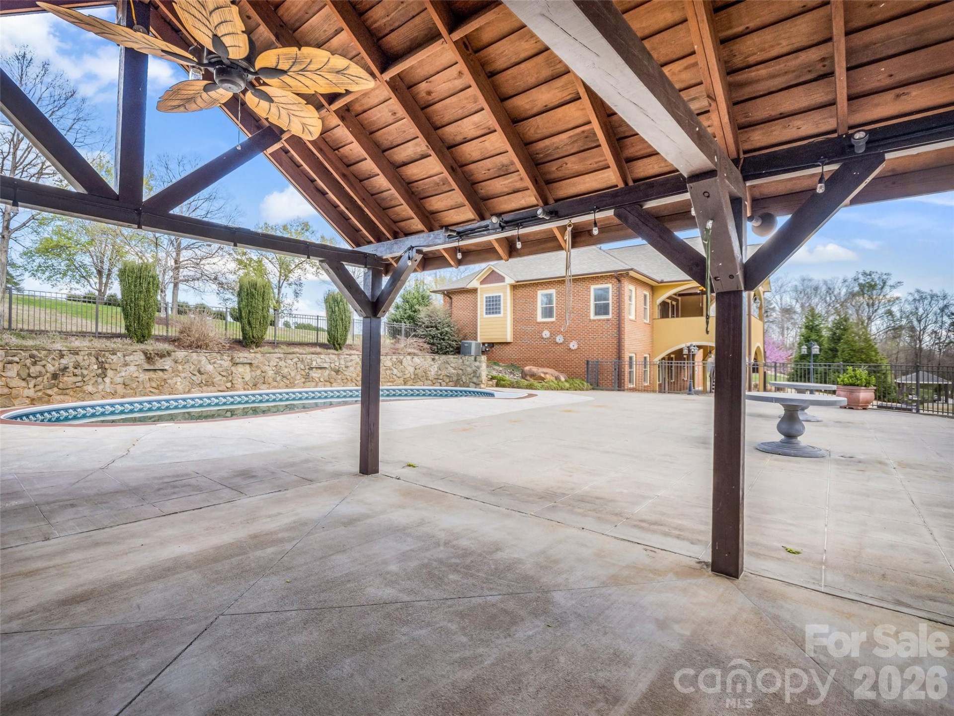 148 Fairway Drive - Photo 7