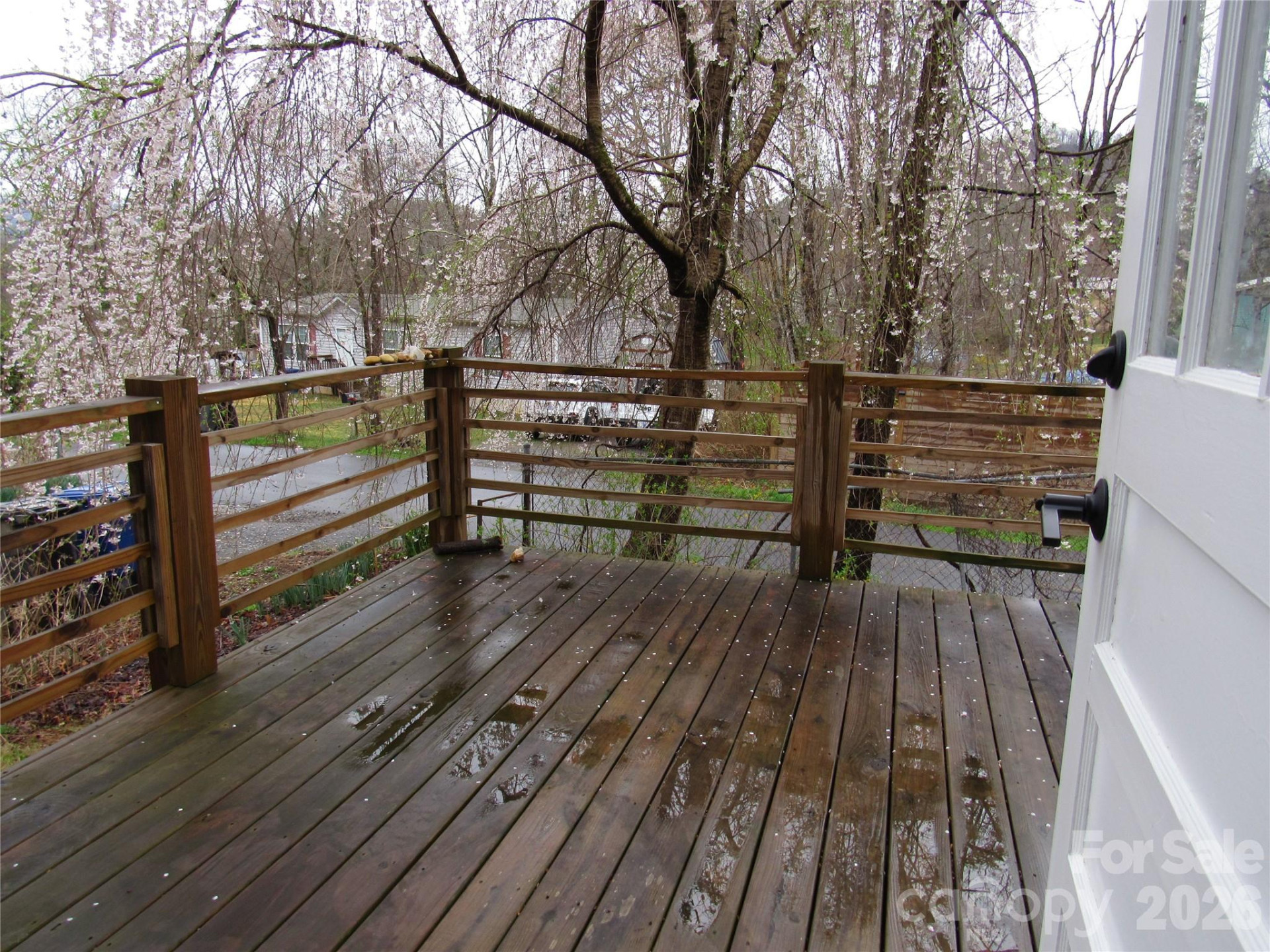 822 Azalea Avenue - Photo 5