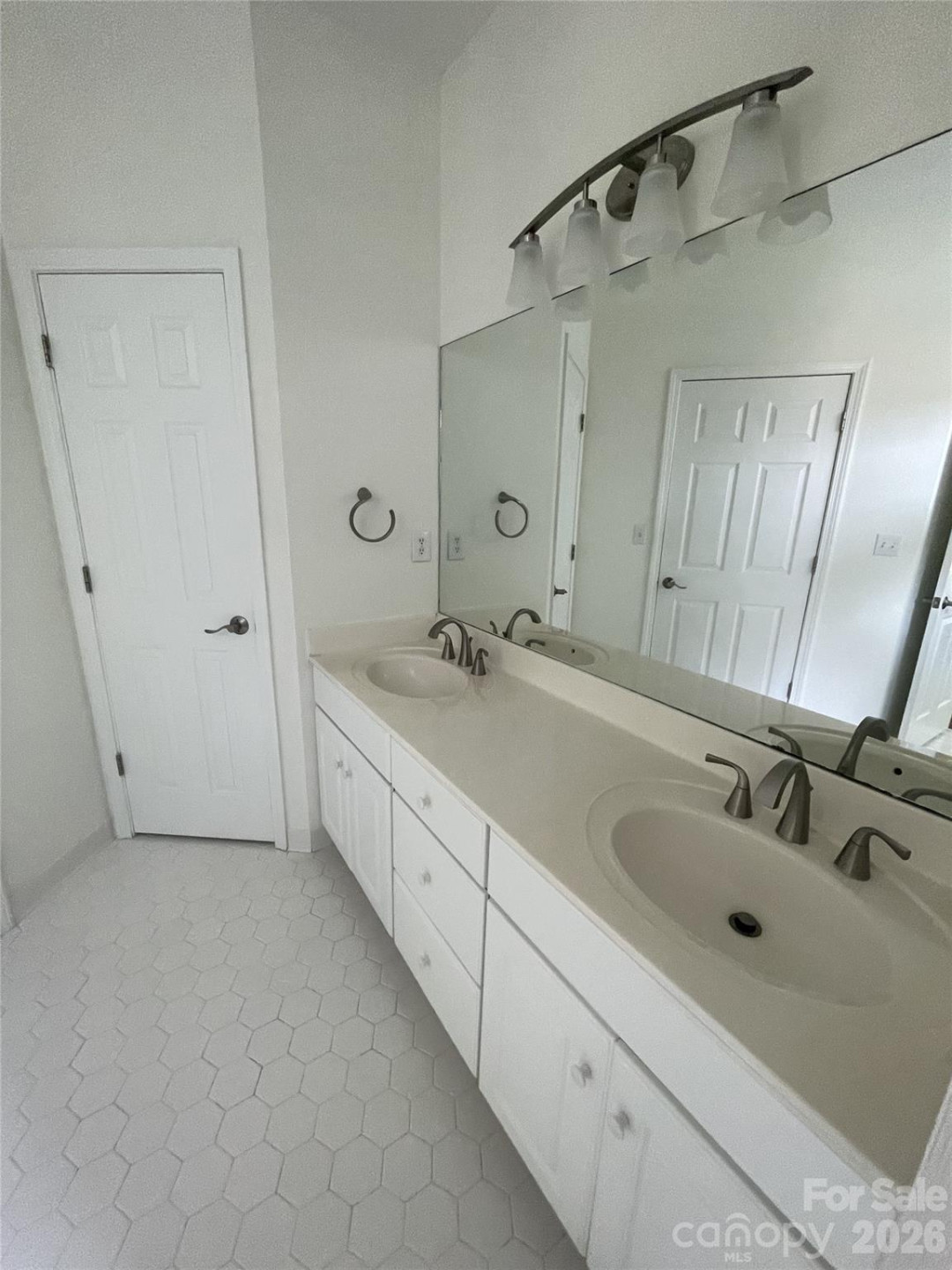 35 Sheffield Place - Photo 8