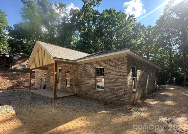 2319 Tanglewood Drive