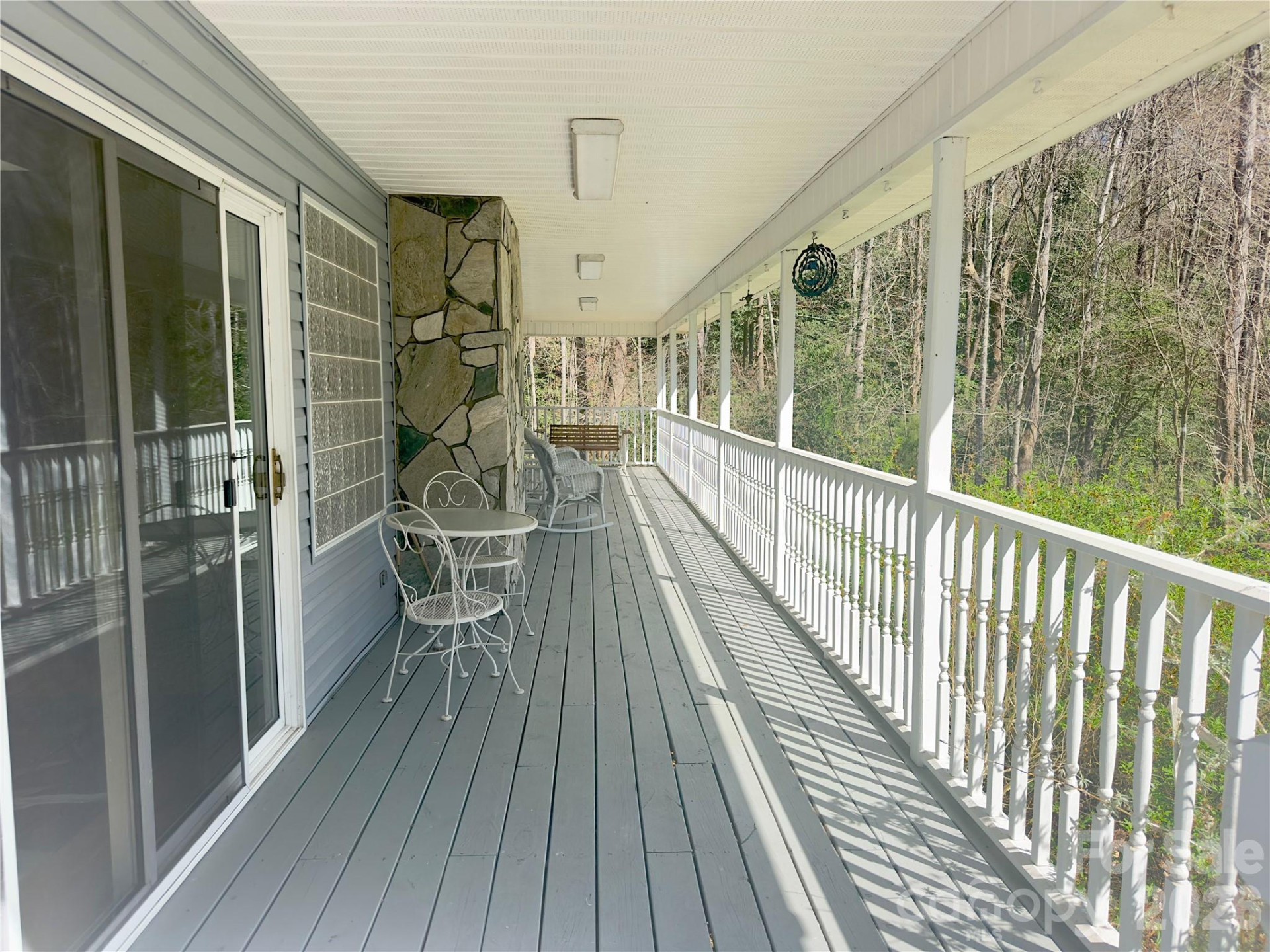 592 Liberty Church Road - Photo 2