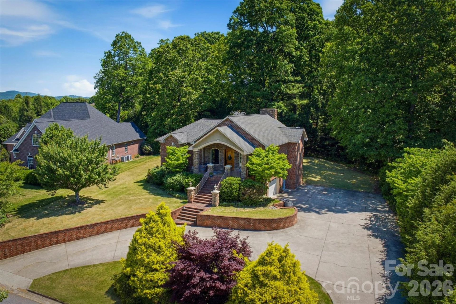 405 Golfview Court