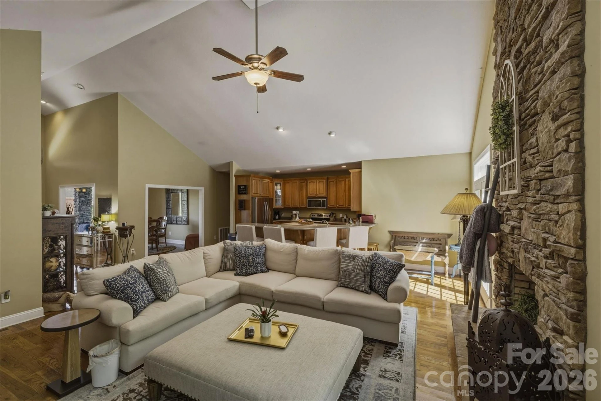 405 Golfview Court - Photo 17