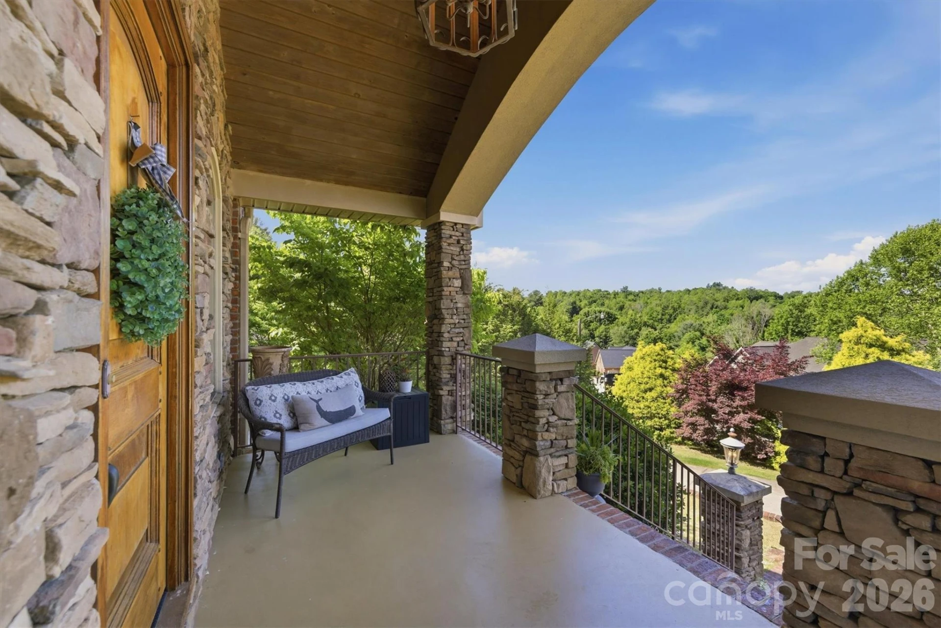 405 Golfview Court - Photo 10