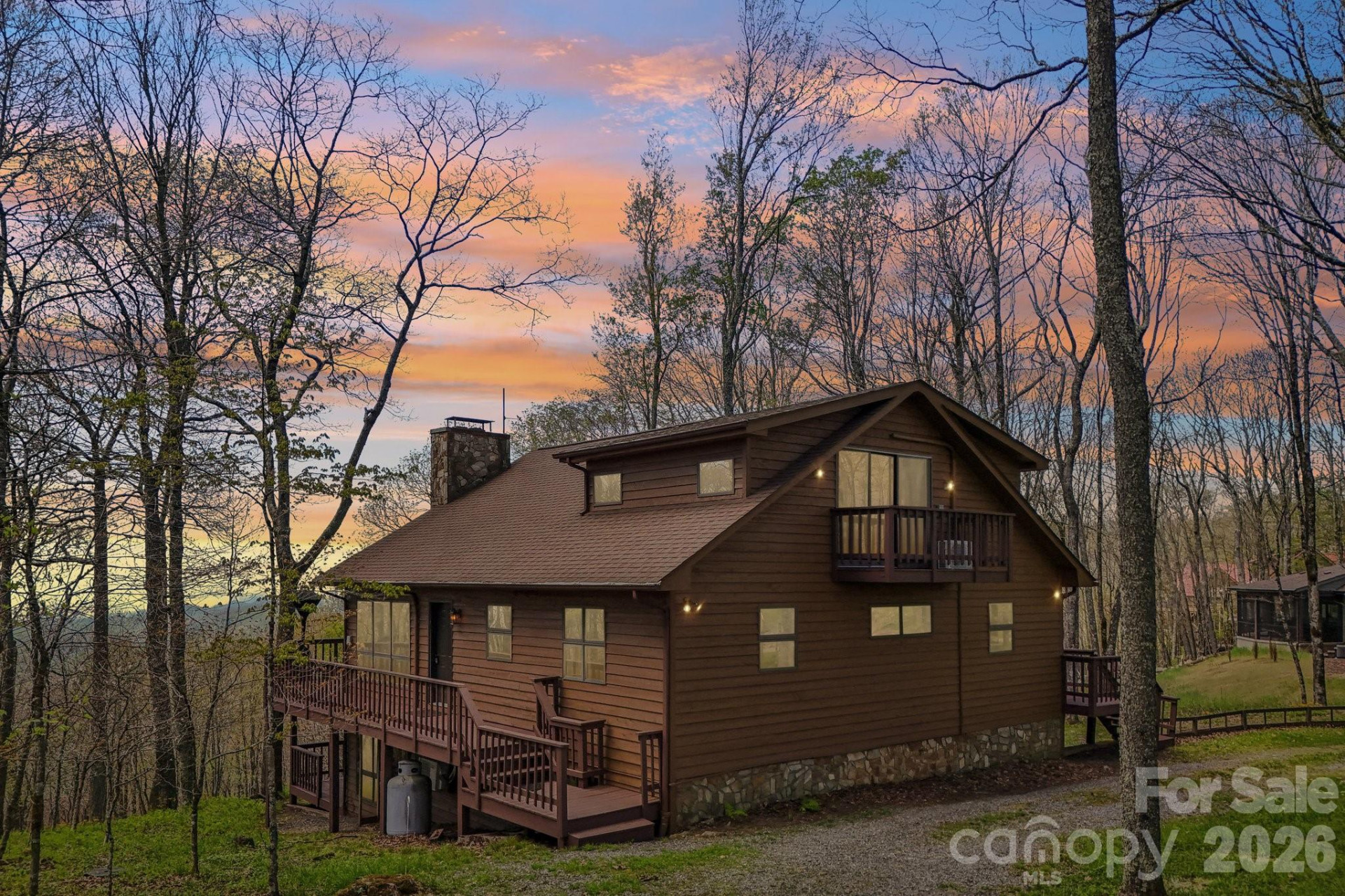 34 Wolfs Head Court - Photo 2